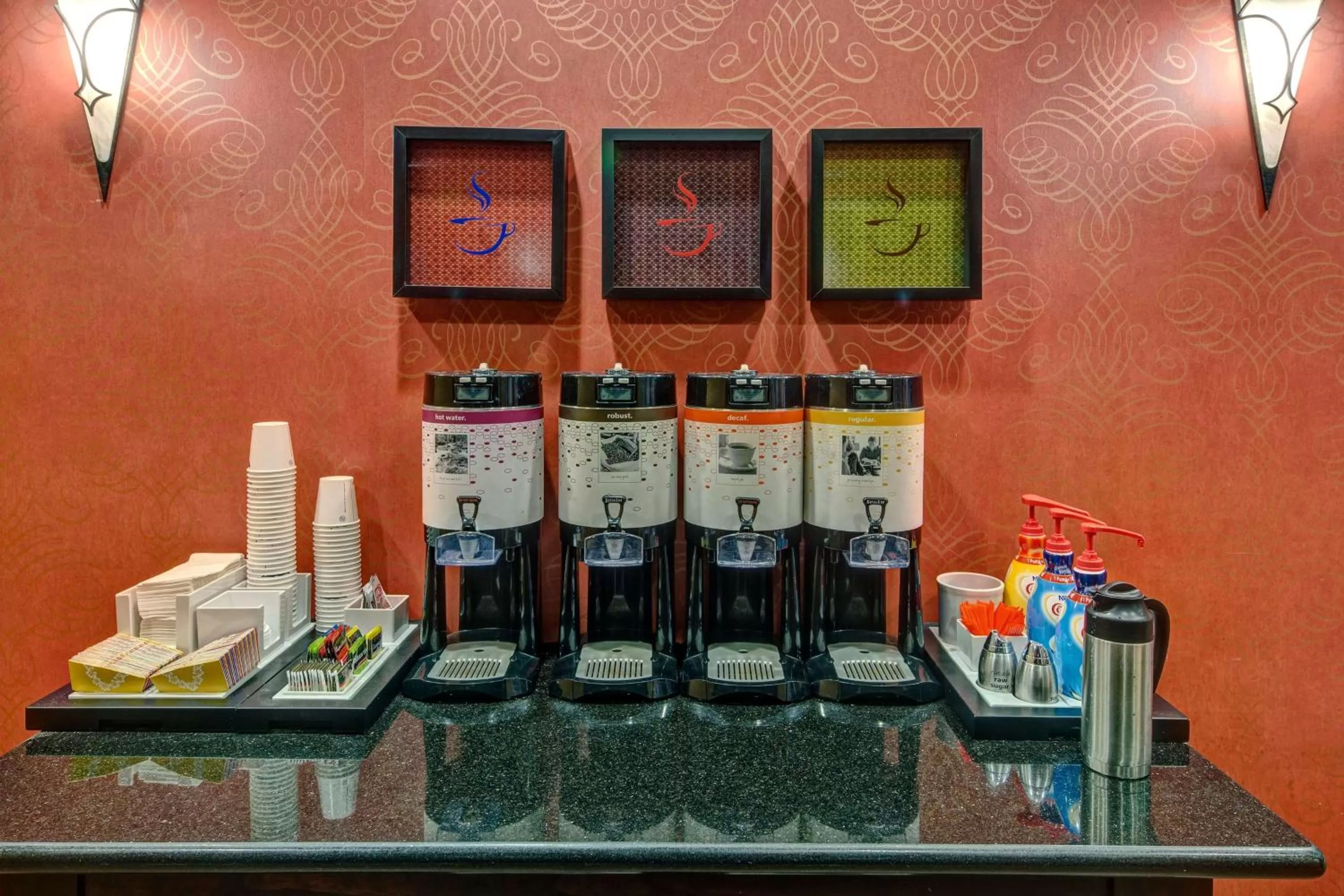 Breakfast in Hampton Inn & Suites Corsicana