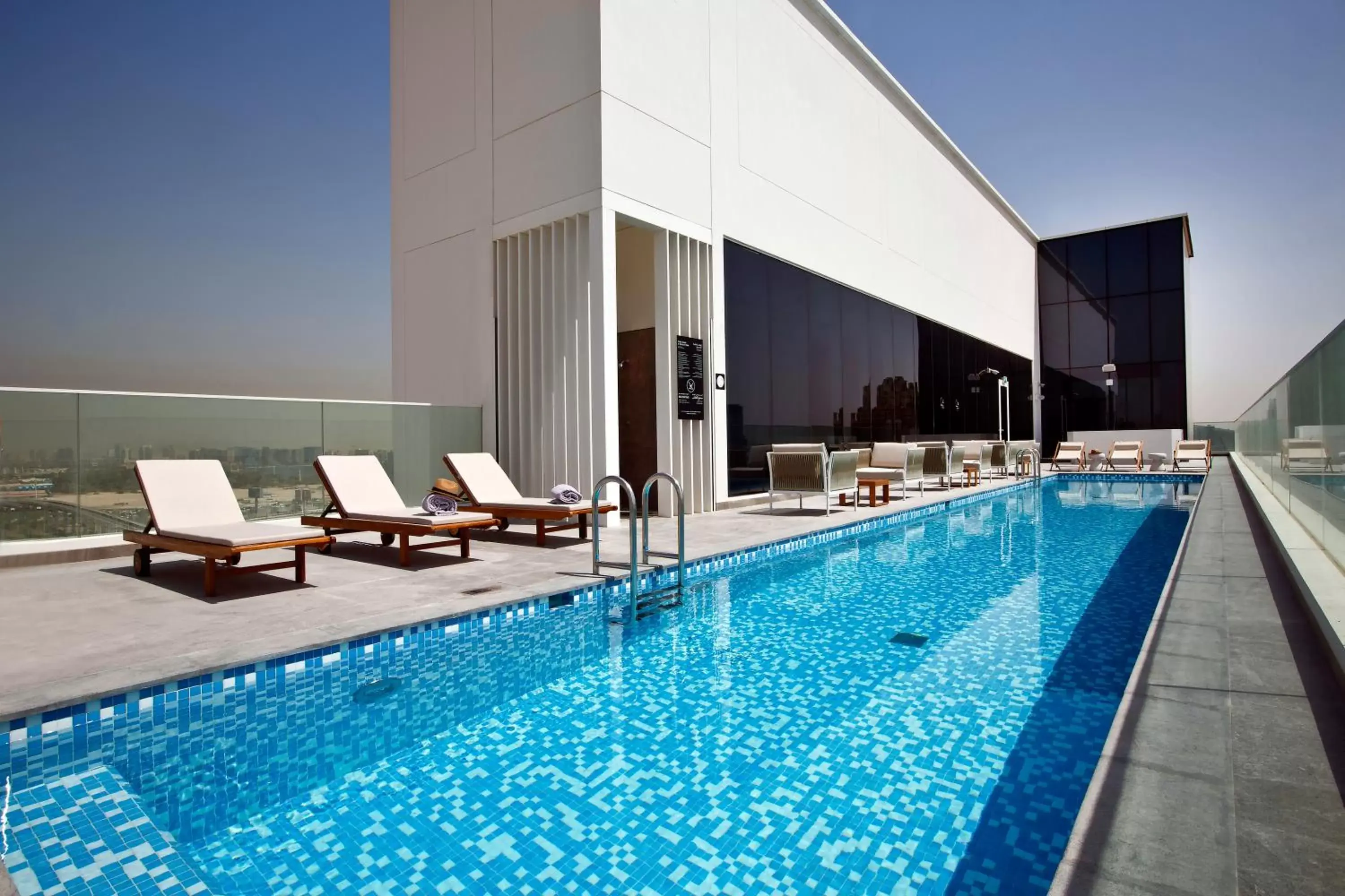 Swimming Pool in FORM Hotel Dubai, a Member of Design Hotels