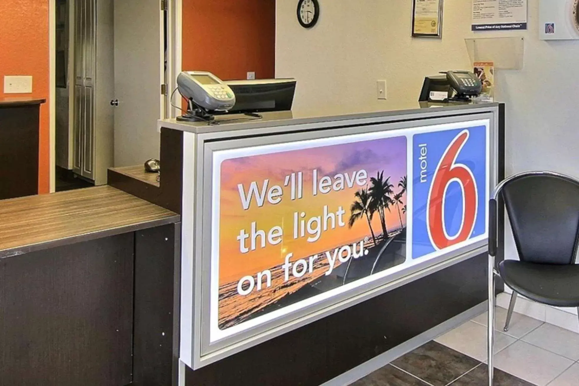 Lobby or reception in Motel 6-Buellton, CA - Solvang Area