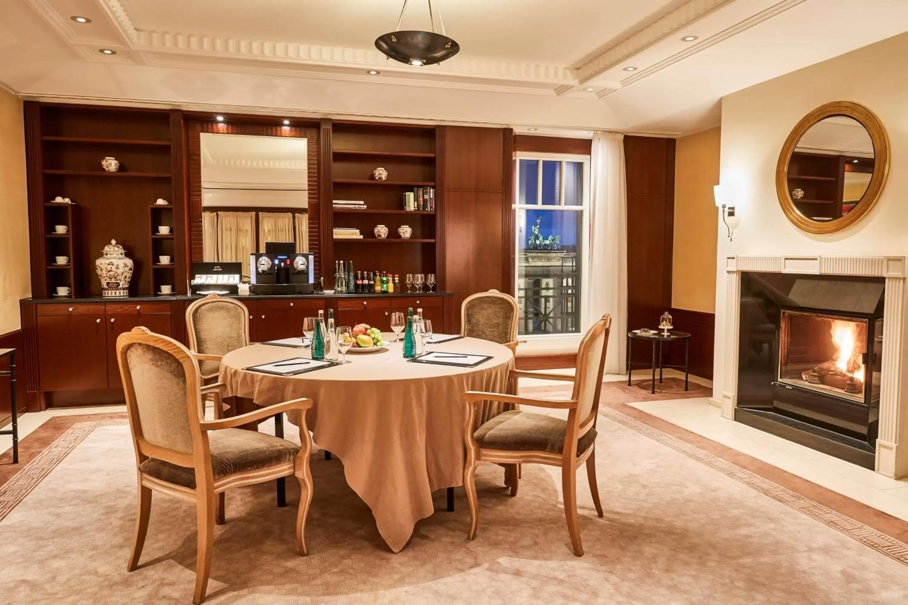 Meeting/conference room, Restaurant/Places to Eat in Hotel Adlon Kempinski Berlin