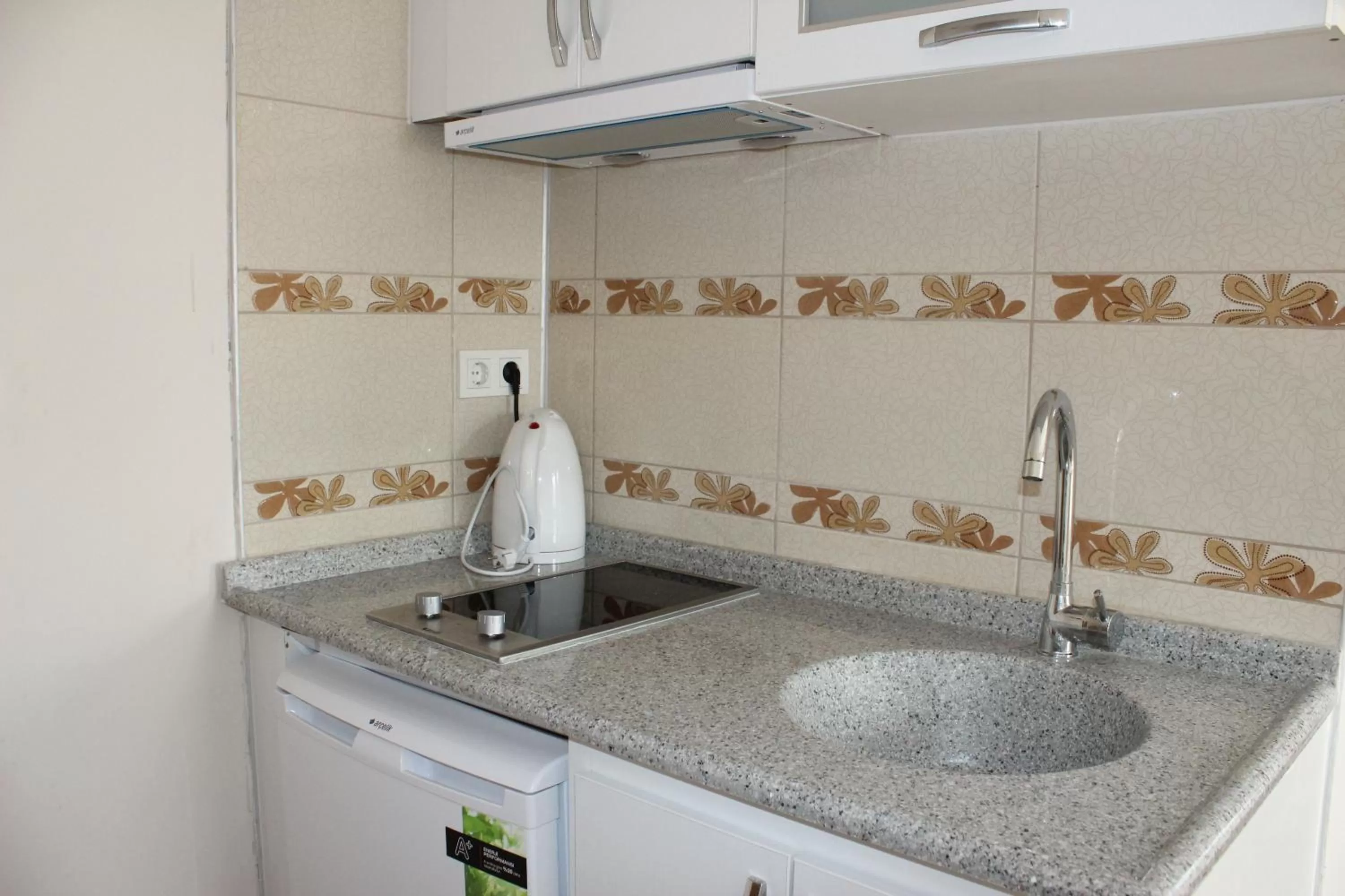 Kitchen or kitchenette in Ede Apart Otel