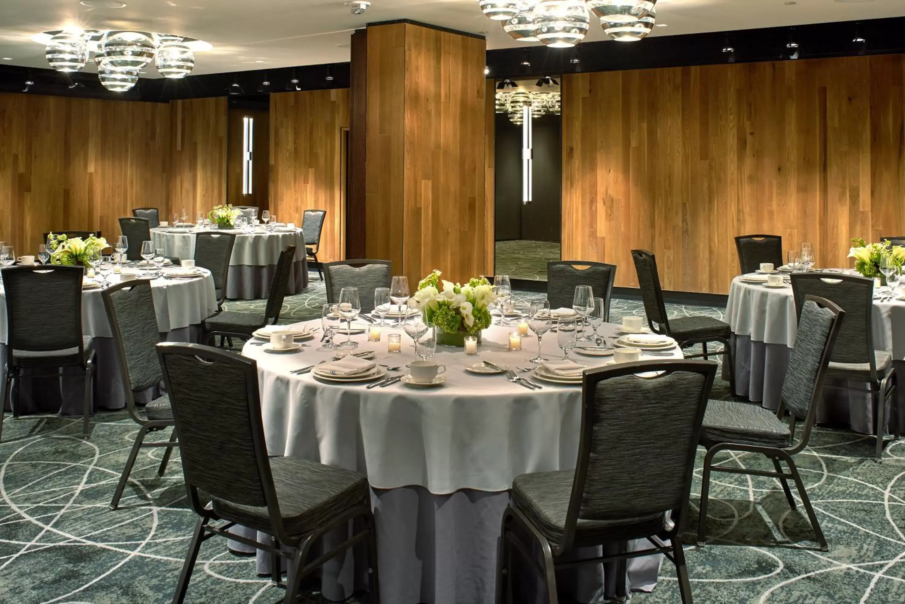 Banquet/Function facilities, Restaurant/Places to Eat in Kimpton Hotel Palomar Los Angeles Beverly Hills, an IHG Hotel
