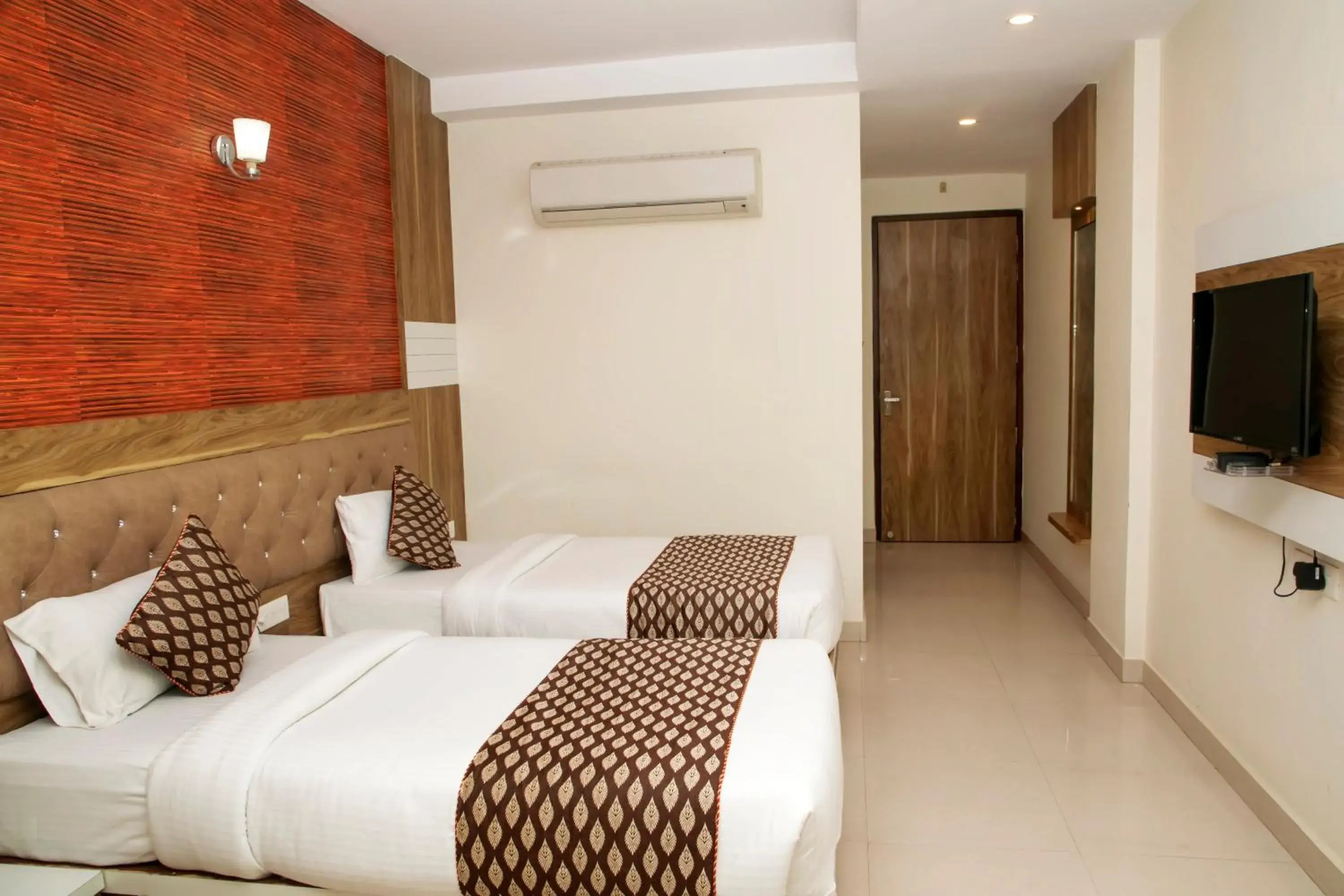Photo of the whole room, Bed in Hotel Ganges Grand
