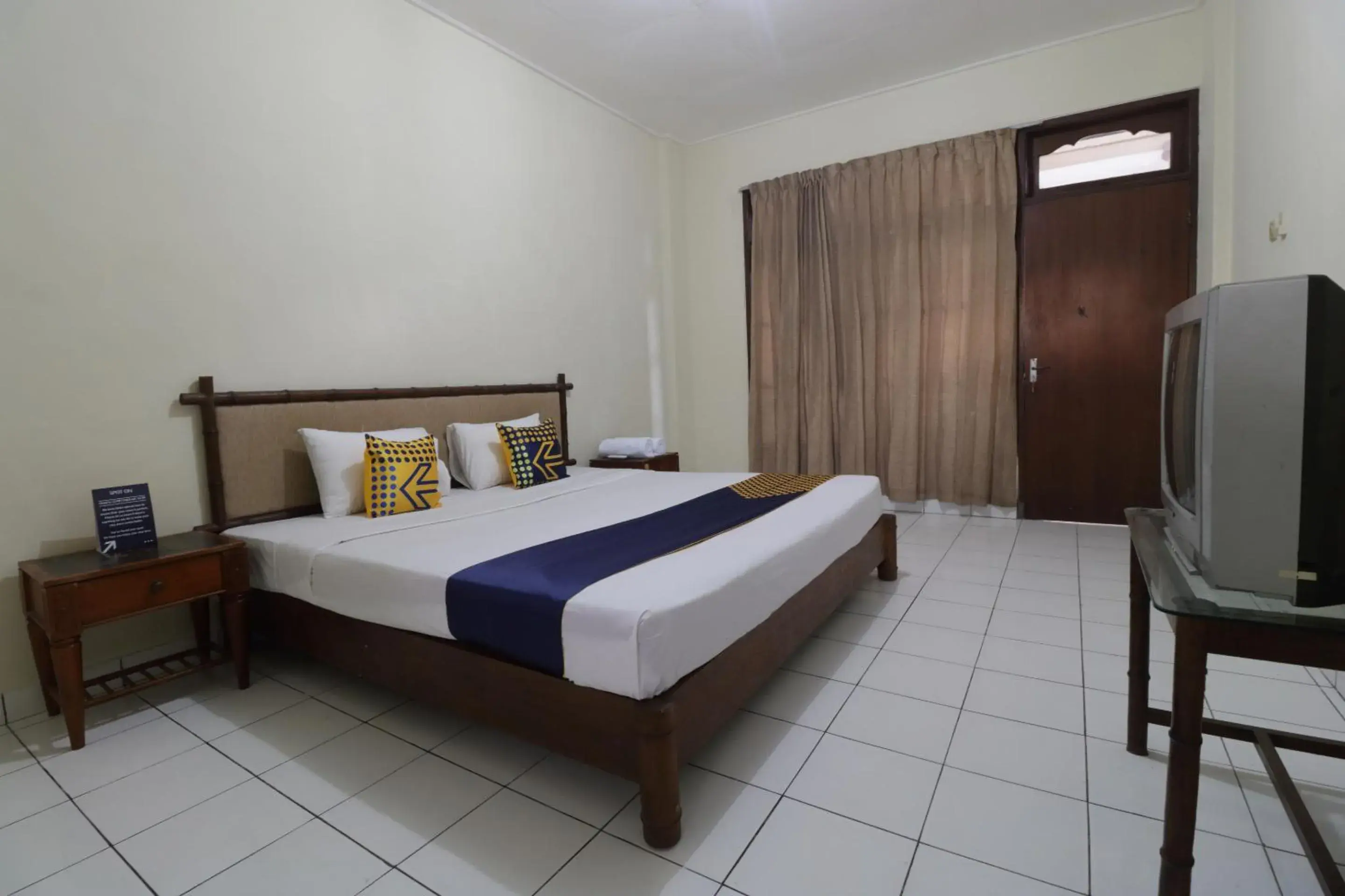 Bedroom, Bed in SPOT ON 2426 Hotel Aget Jaya Ii