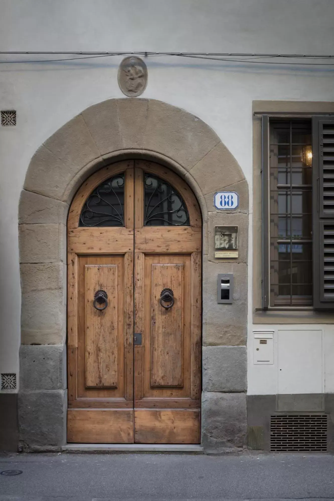Facade/entrance in Ottantotto Firenze