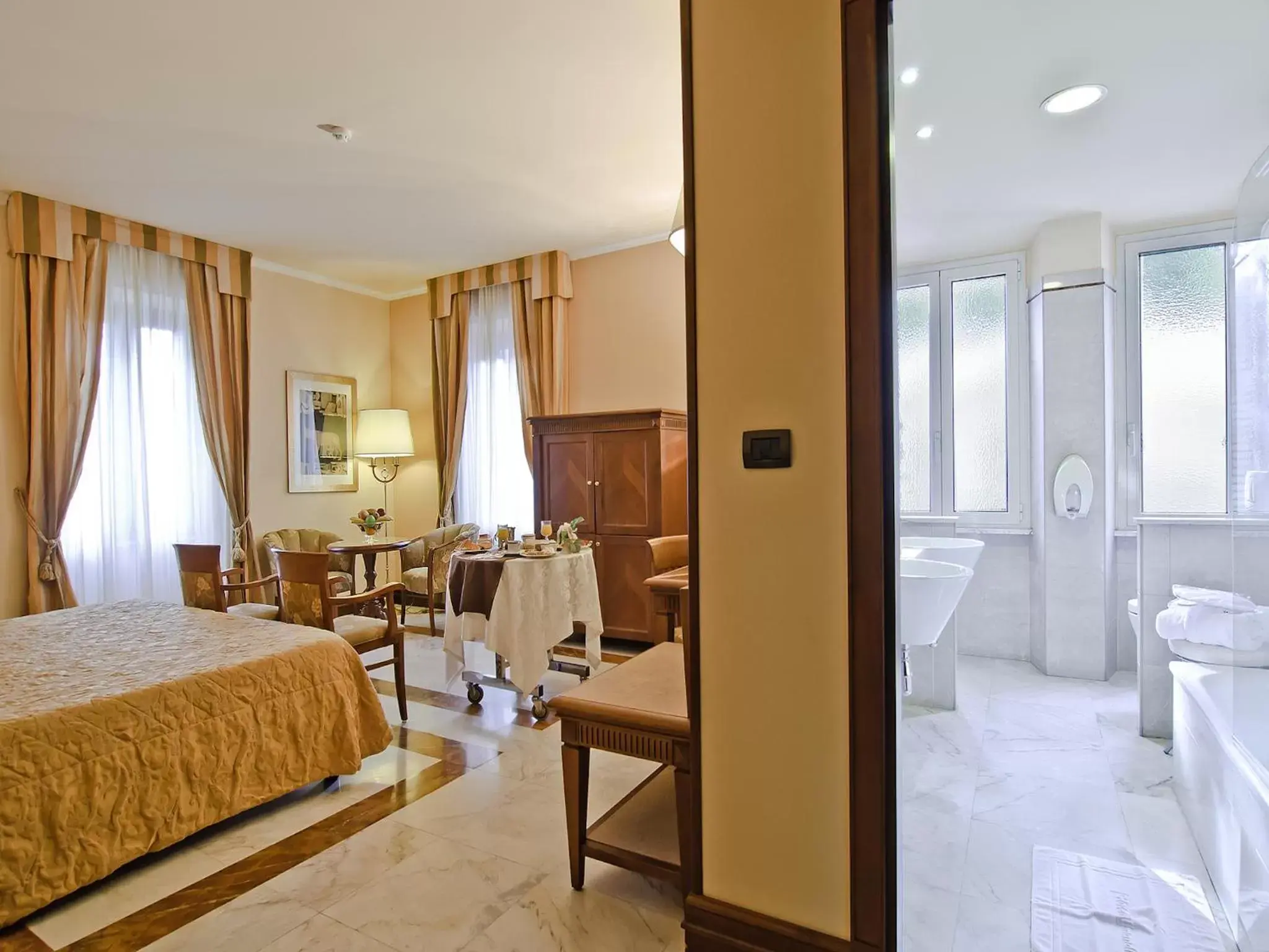 Photo of the whole room, Bed in Tmark Hotel Vaticano Photo of the whole room, Bed in Tmark Hotel Vaticano