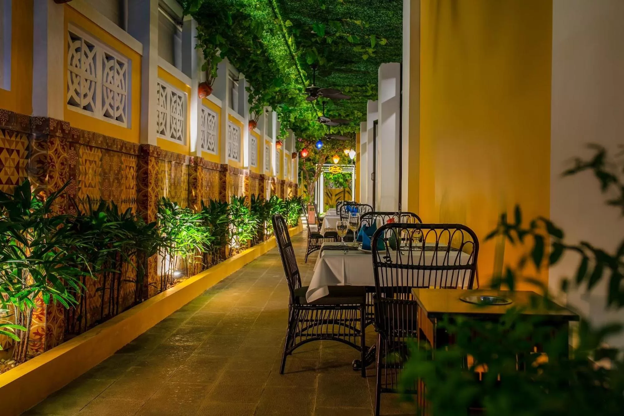 Restaurant/places to eat in La Charm Hoi An Hotel & Spa