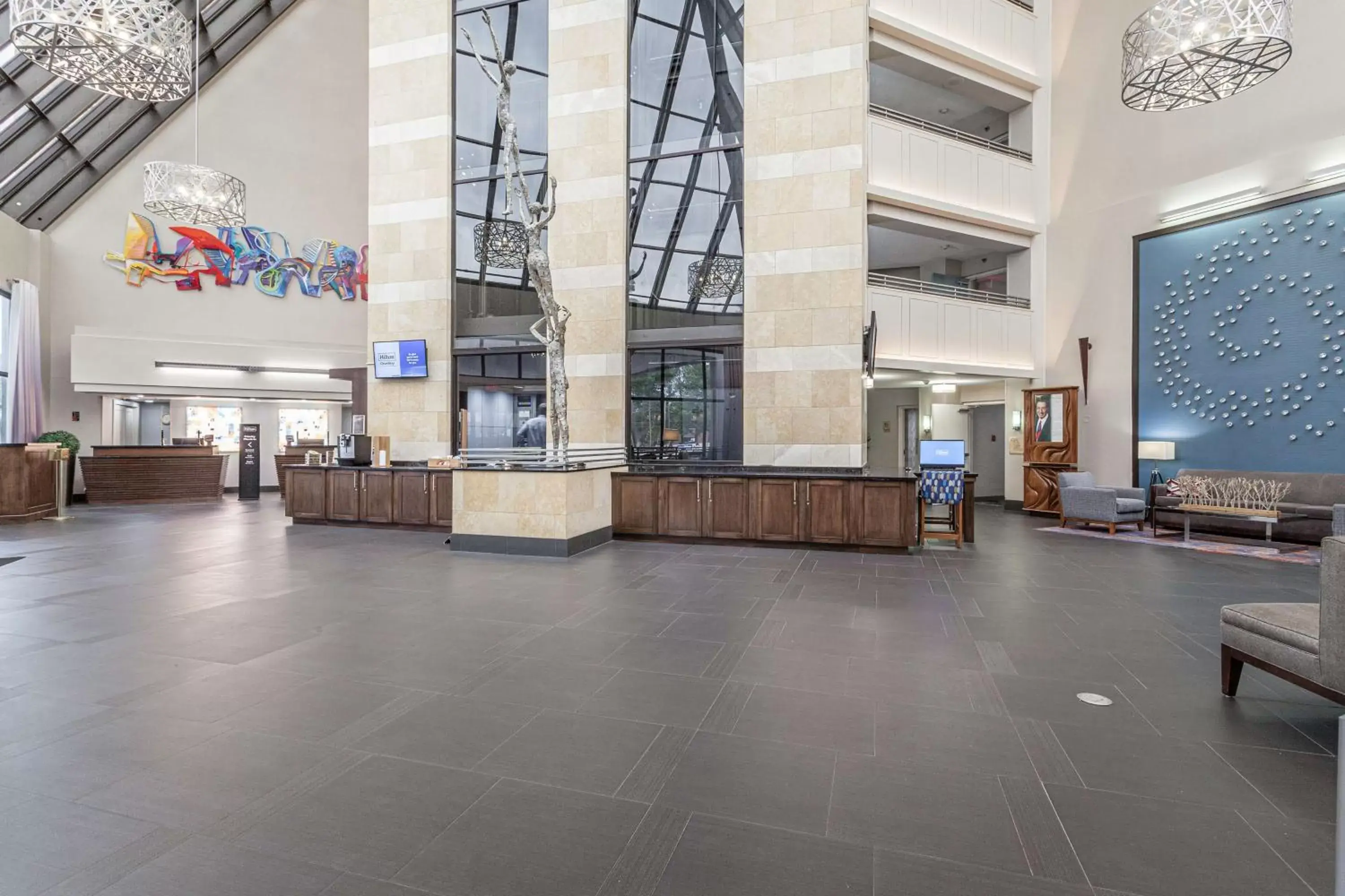 Lobby or reception in DoubleTree by Hilton Memphis