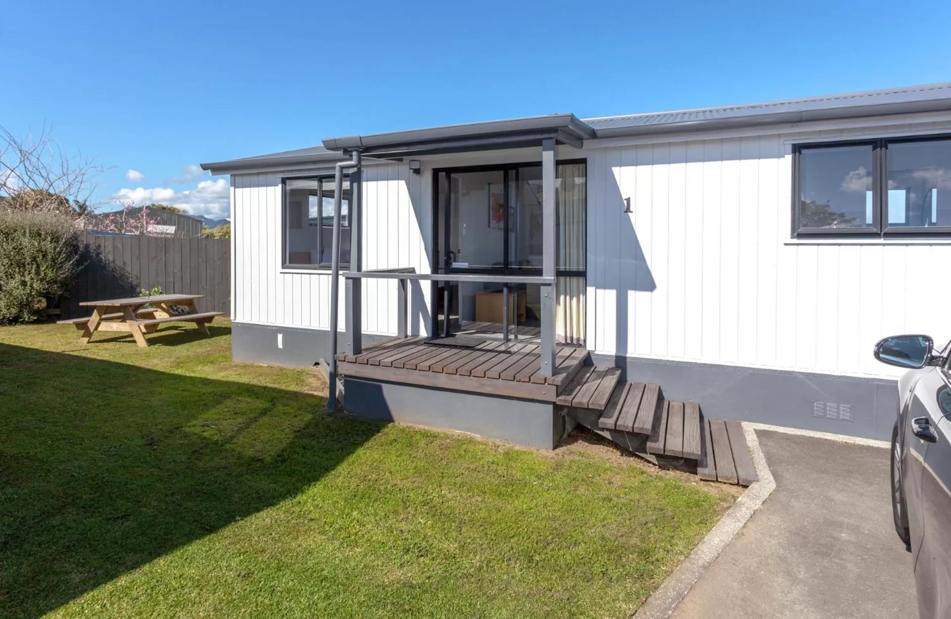 Property building in Tidewater Motel & Tourist Park