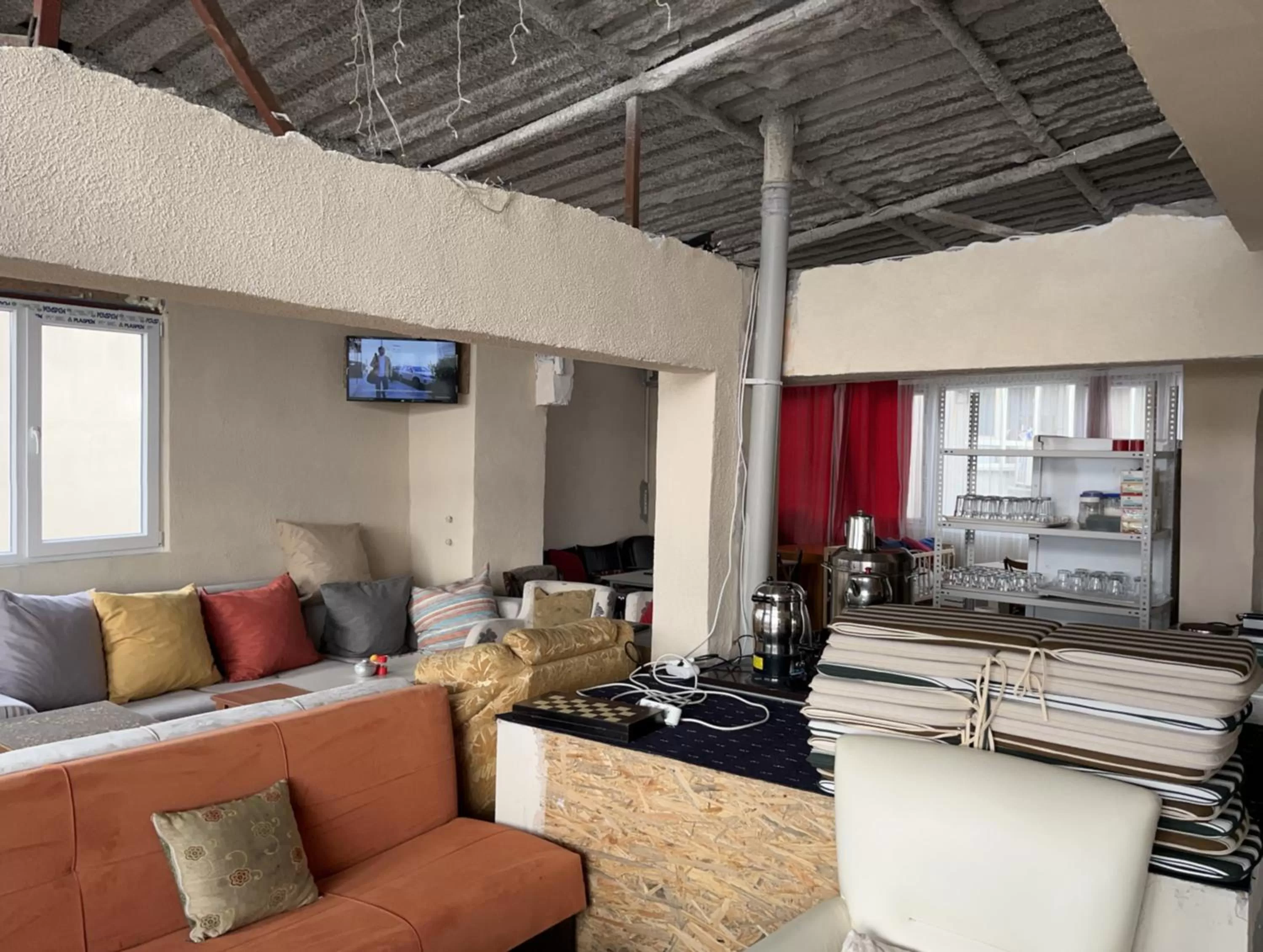 TV and multimedia in Paris Hotel