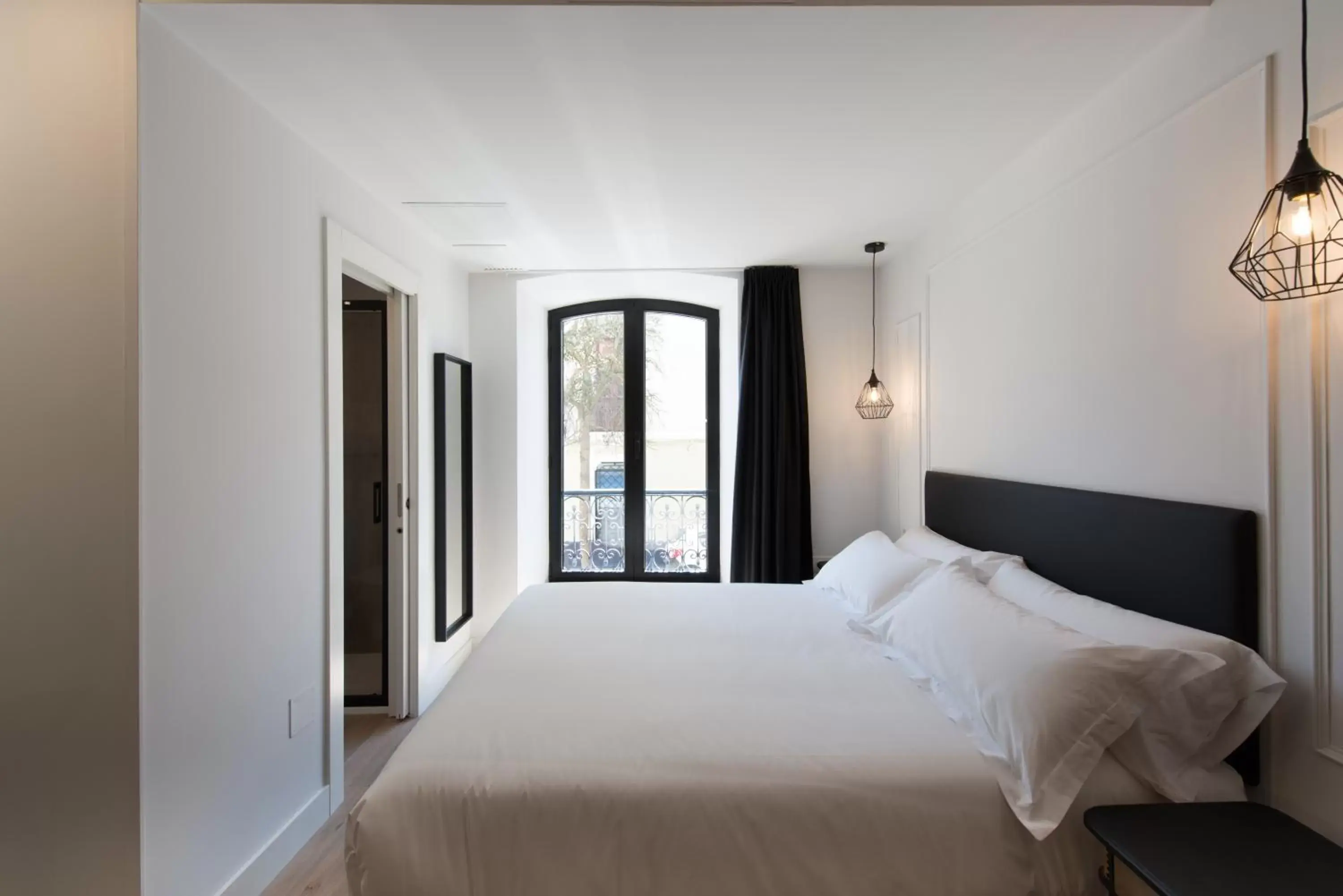 Bed in Santa Catalina Suites Gijón
