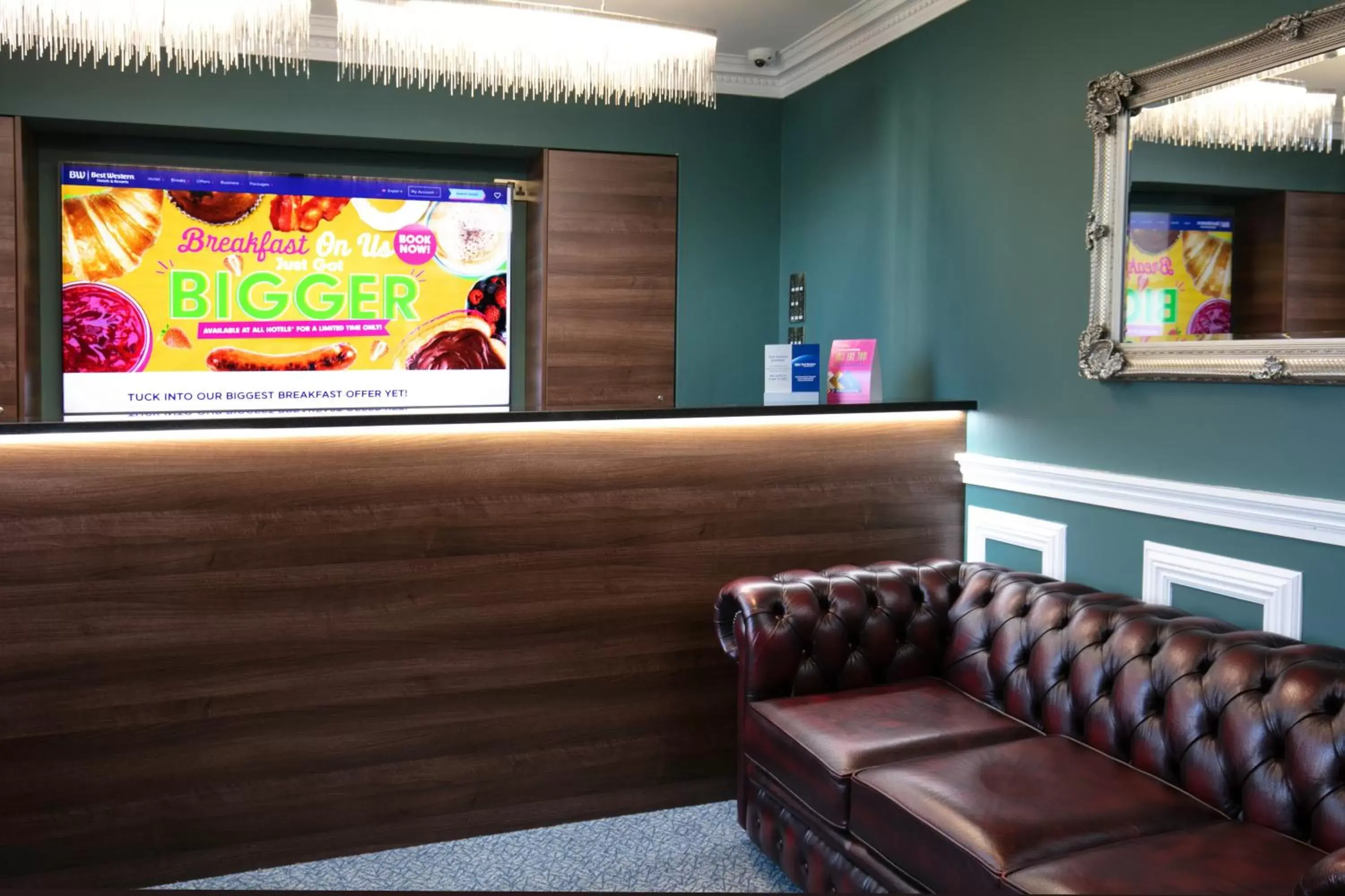 Communal lounge/ TV room, Lobby/Reception in Best Western Hotel 99