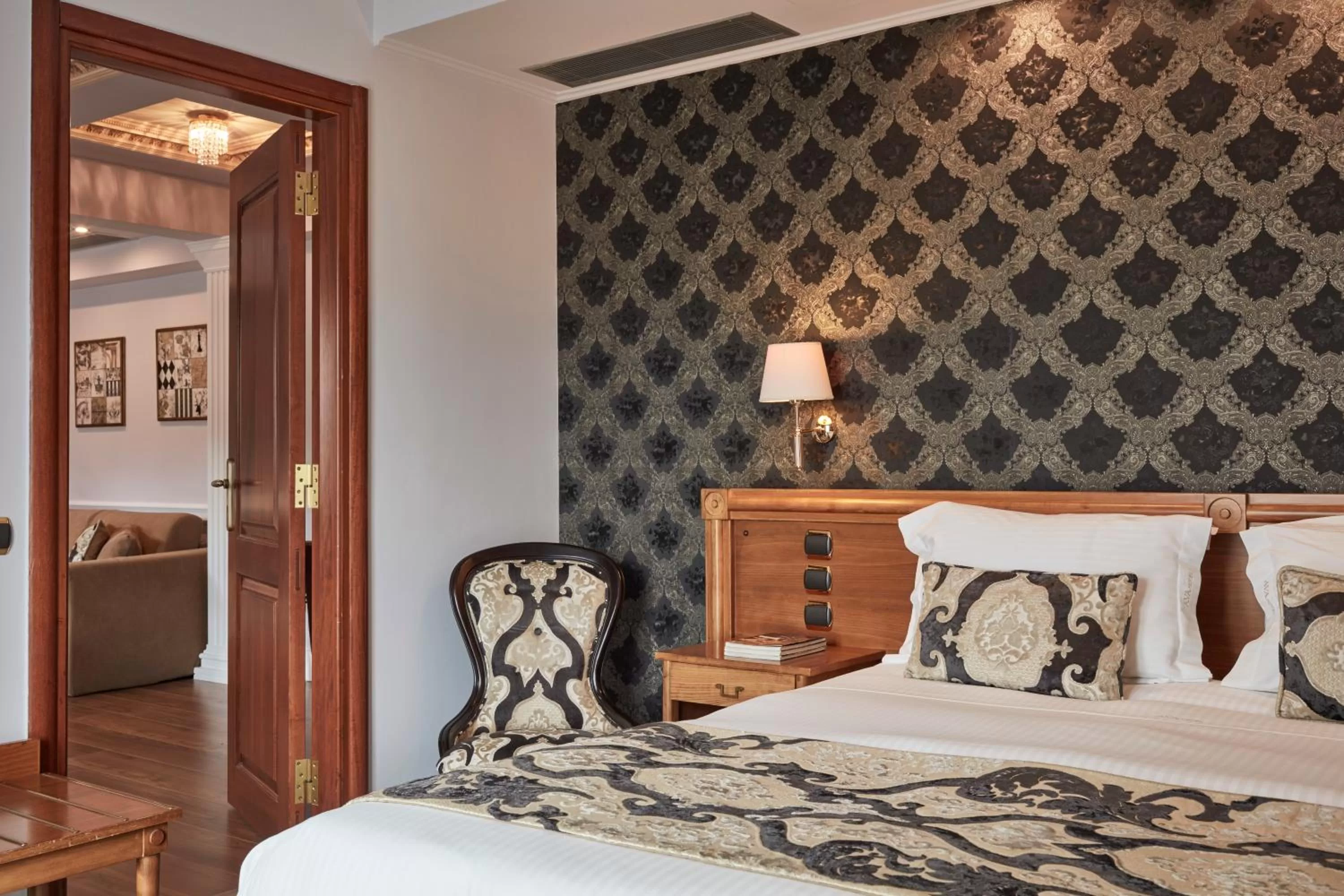 Bedroom, Bed in Ava Hotel and Suites