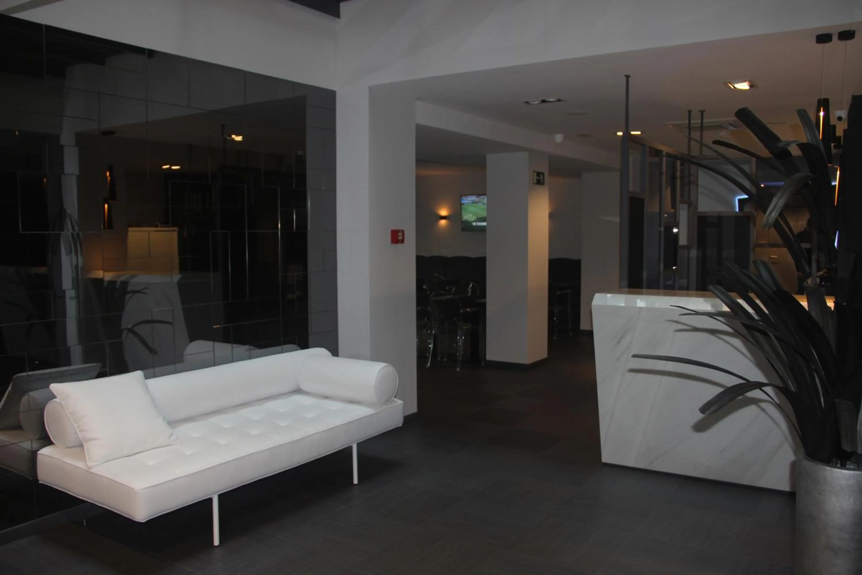 Lobby or reception in Hotel Lux Santiago