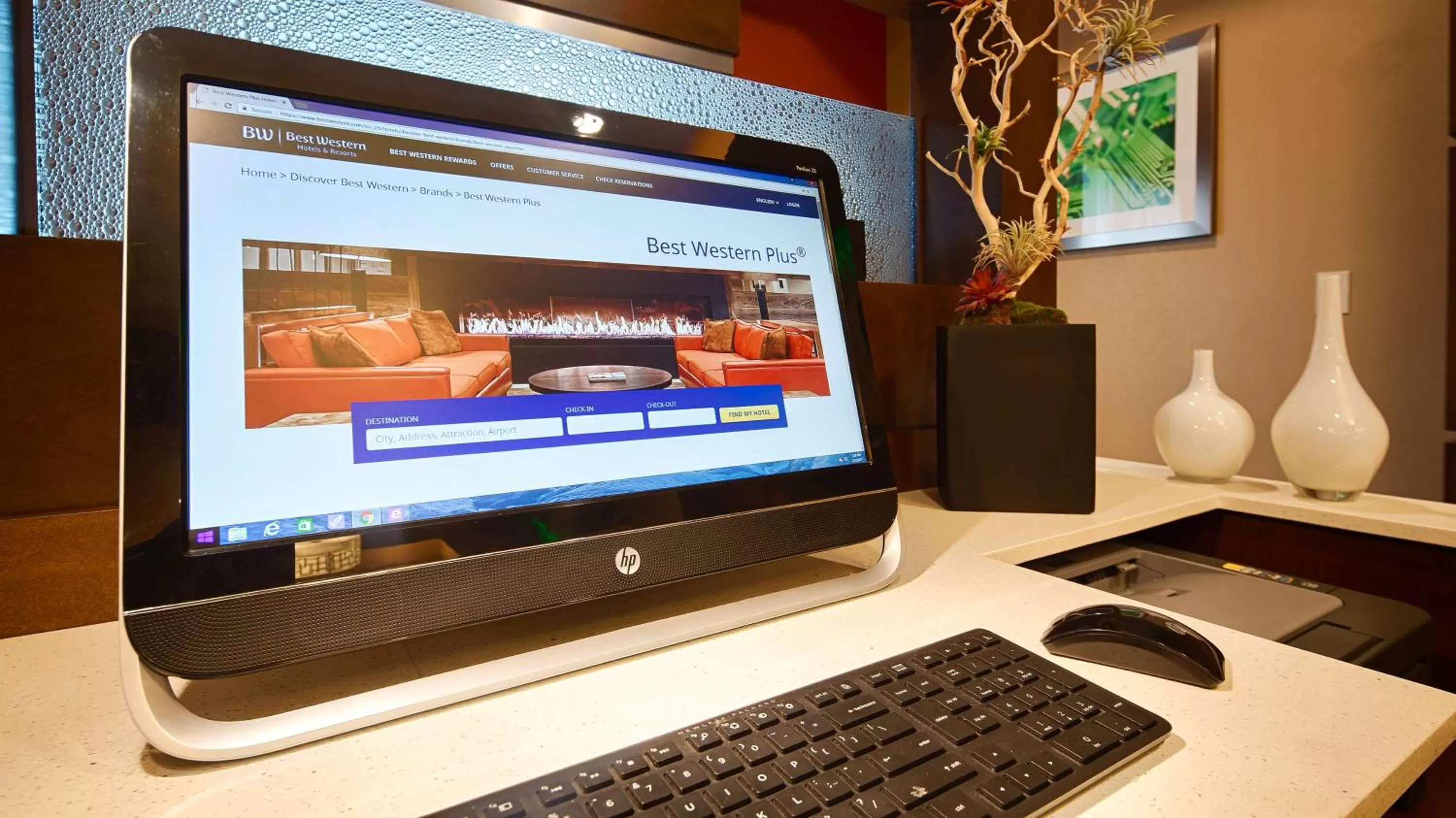 On site, TV/Entertainment Center in Best Western Plus Flatonia