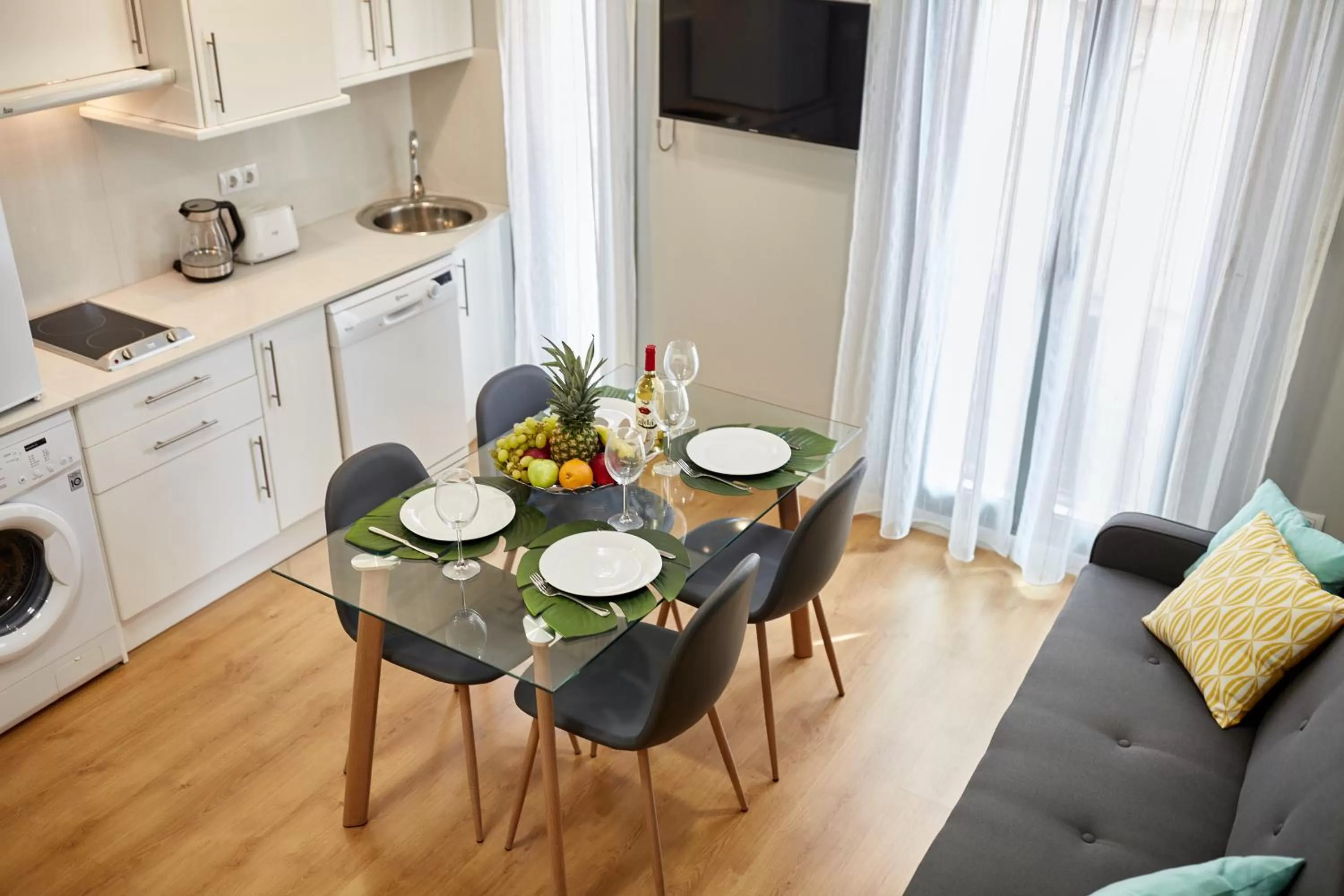 Dining area in Apart-hotel Happy Life