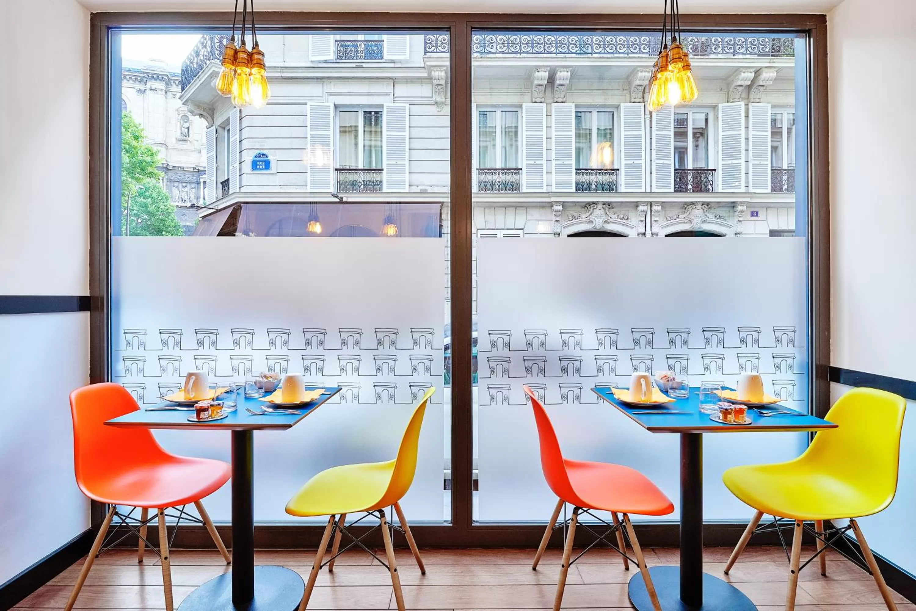 Breakfast in Hôtel Augustin - Astotel