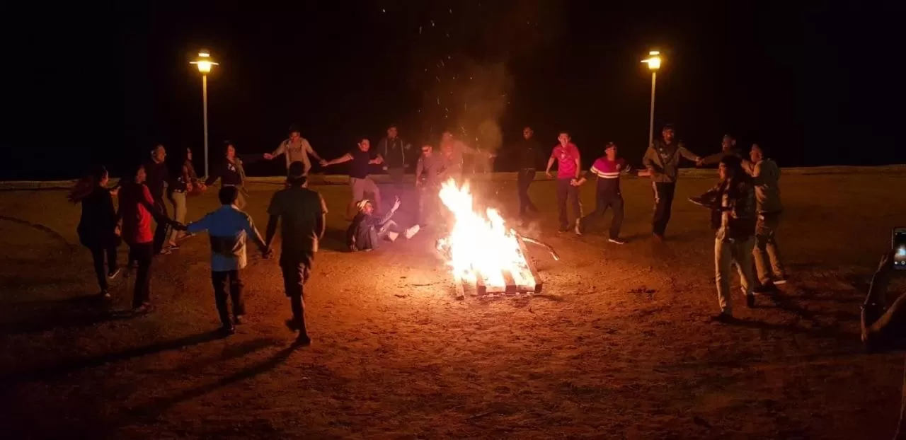 group of guests in Barracuda Resort