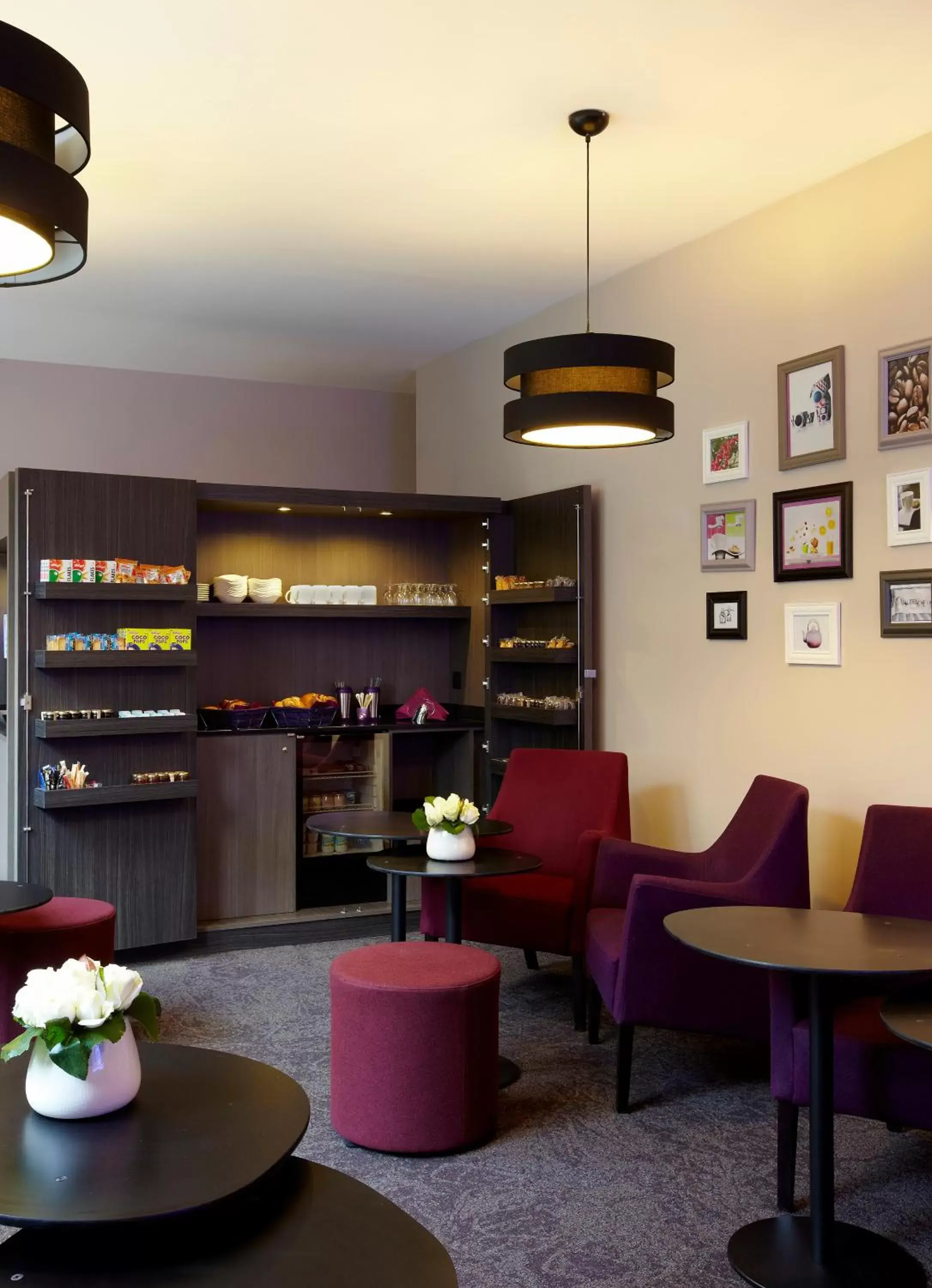 Lounge or bar in Citadines Austerlitz Paris Lounge or bar in Citadines Austerlitz Paris