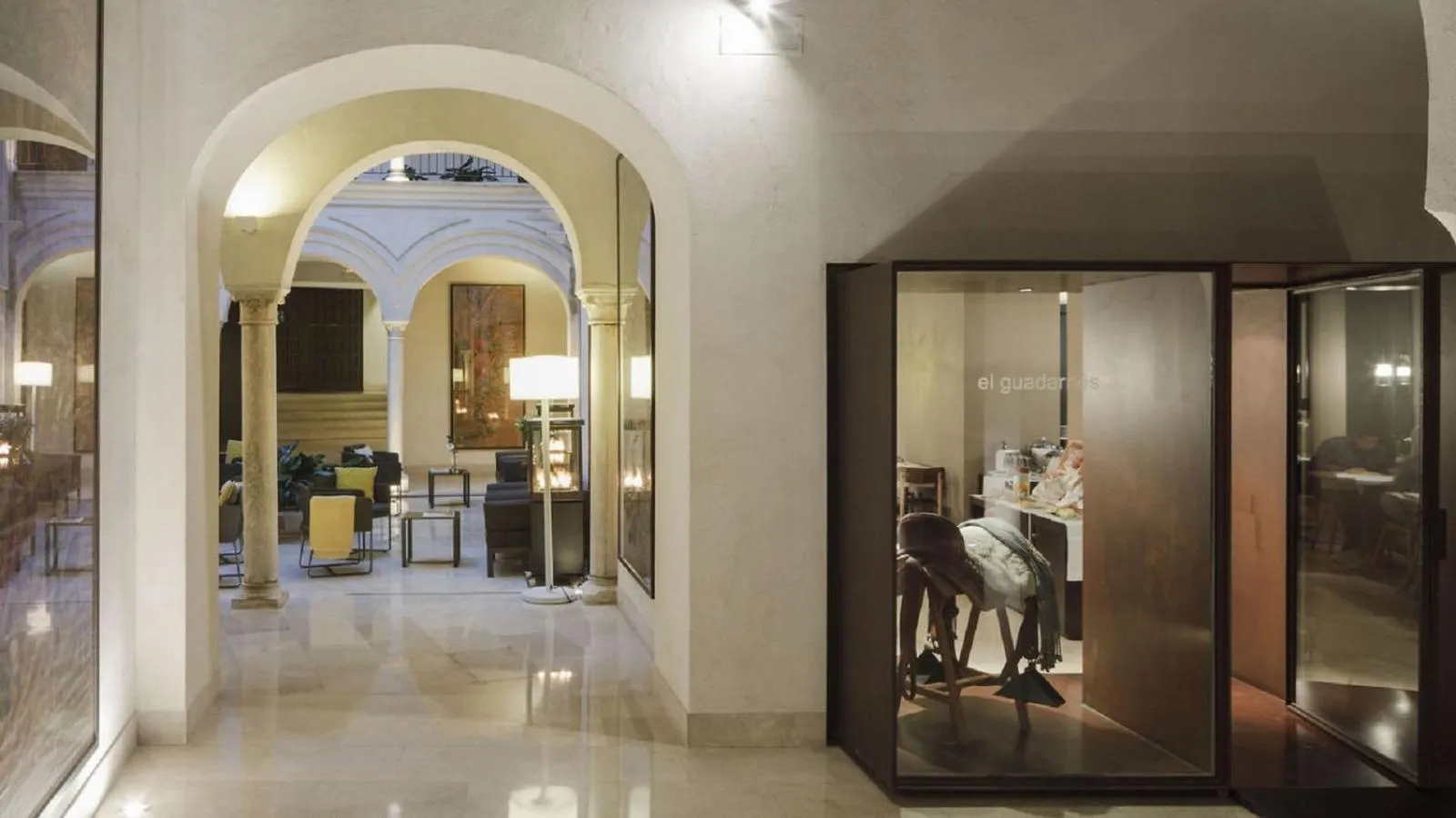 Patio in Hotel Posada del Lucero