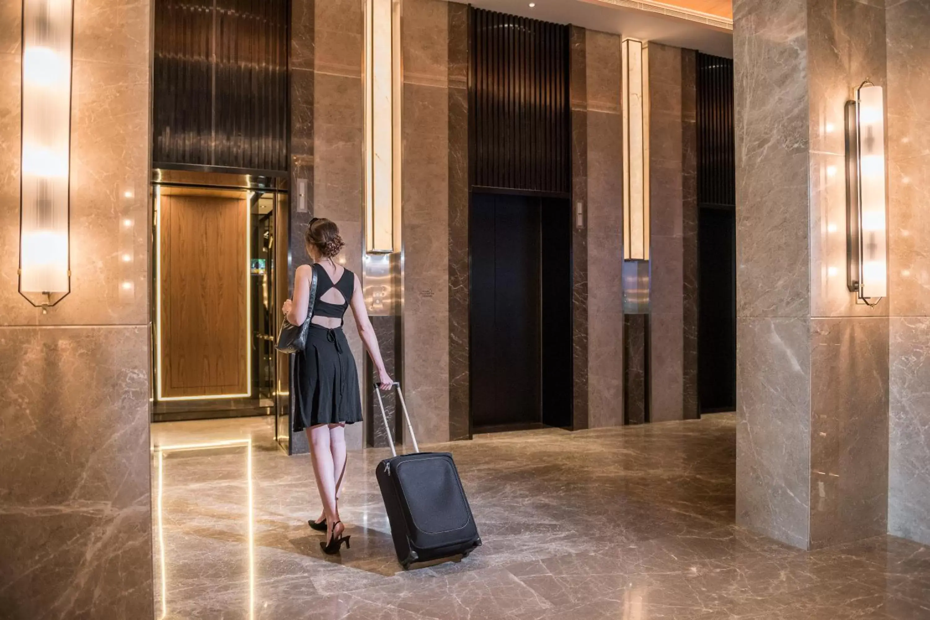 Lobby or reception in Radisson Blu Hotel & Spa, Nashik