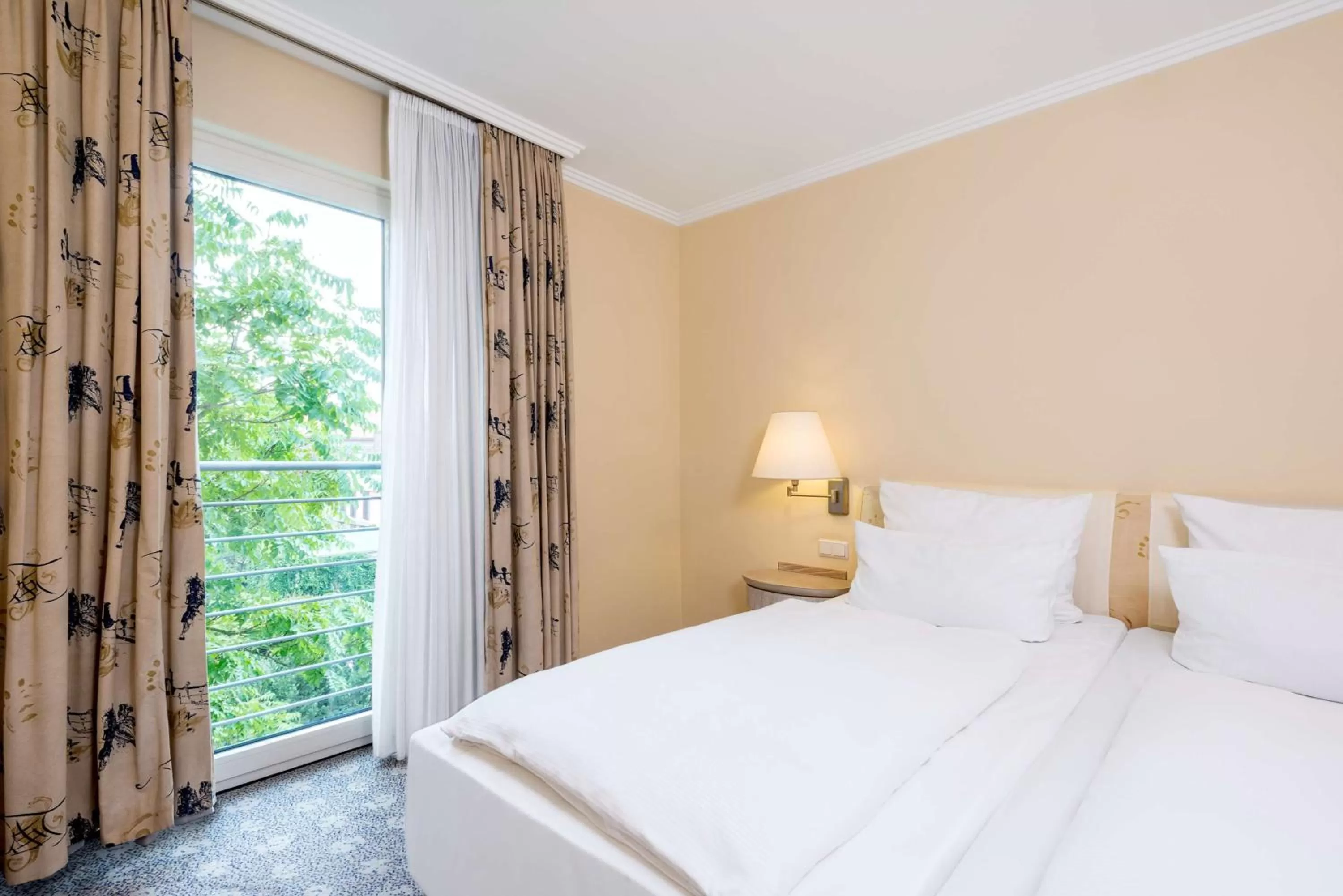 Photo of the whole room, Bed in NH Potsdam