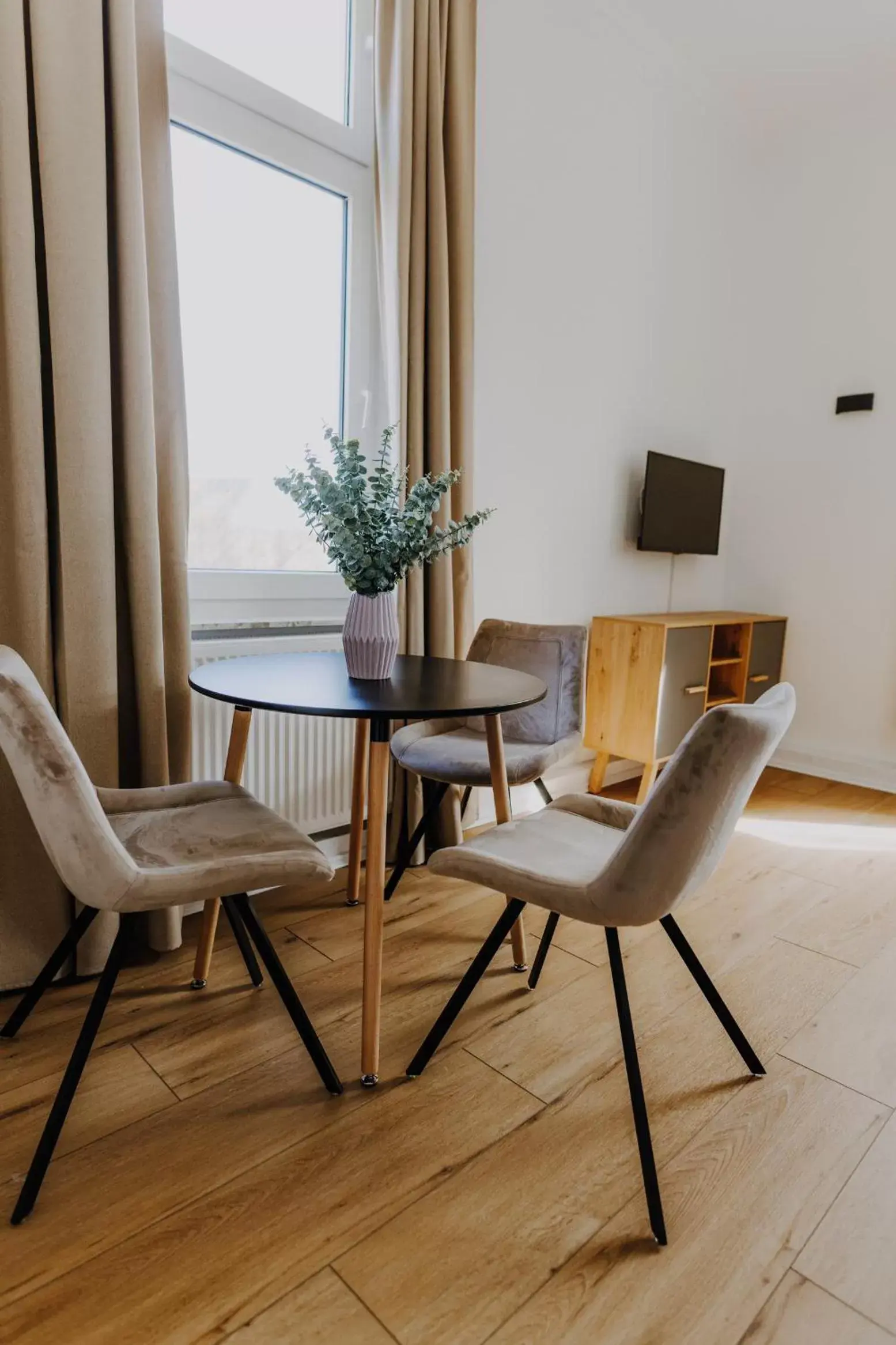 Dining area, Seating Area in Hotel Villa Ems