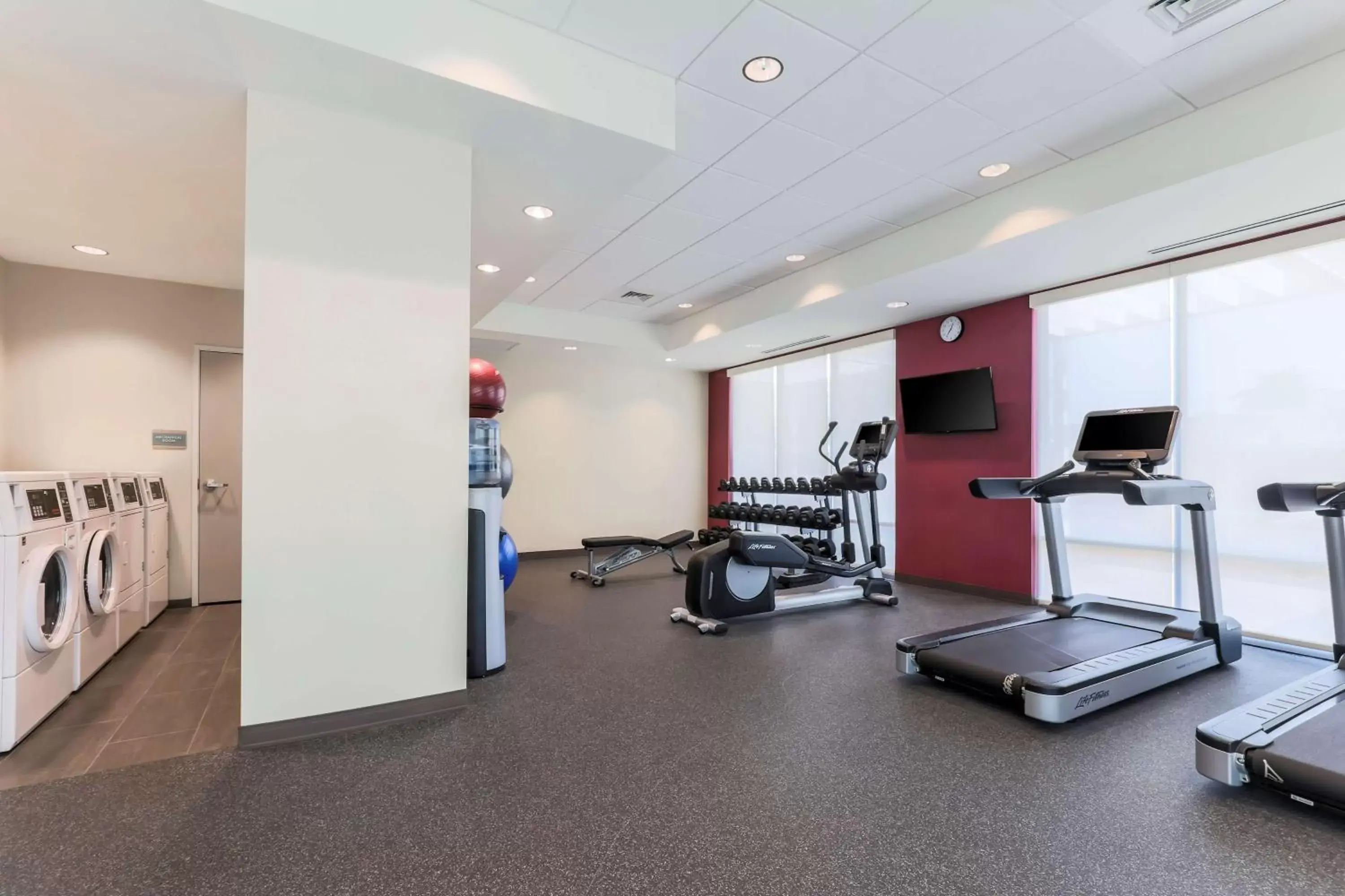 Property building, Fitness Center/Facilities in Home2 Suites By Hilton West Sacramento, Ca