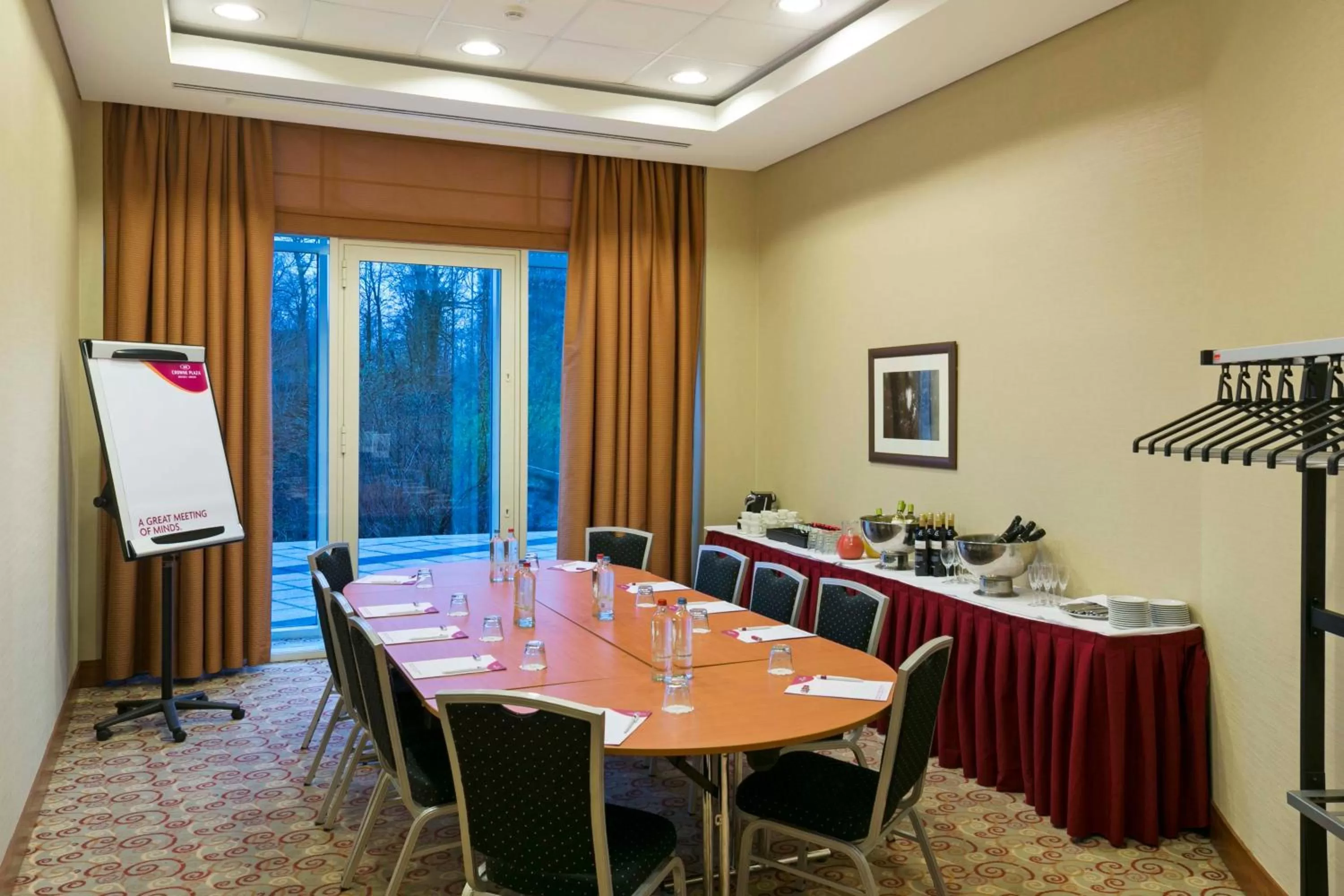 Meeting/conference room in Crowne Plaza Brussels Airport by IHG