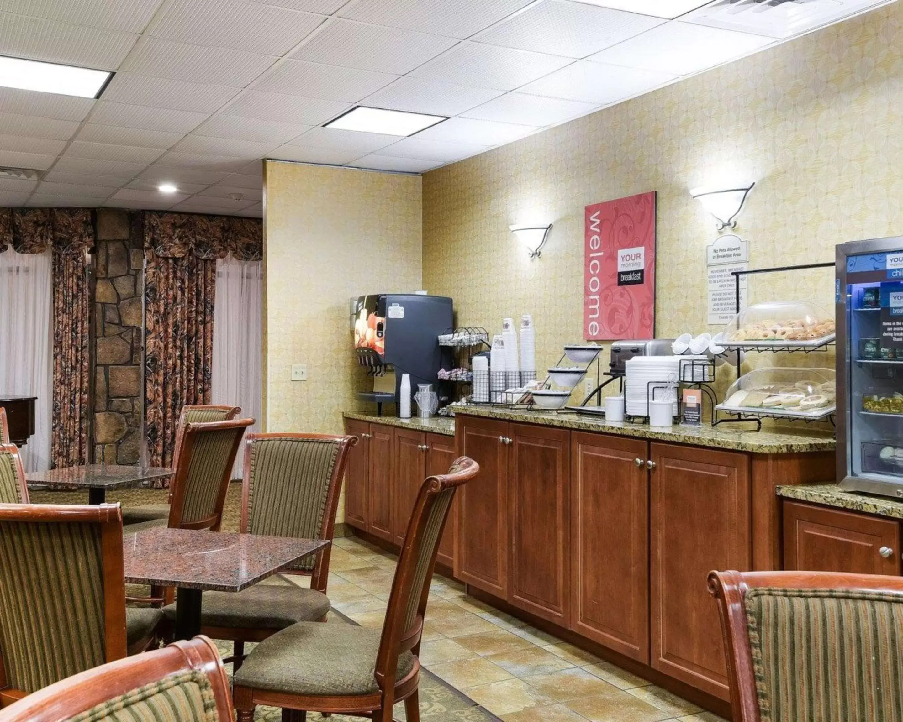 Restaurant/Places to Eat in Comfort Inn Grantsville-Deep Creek Lake