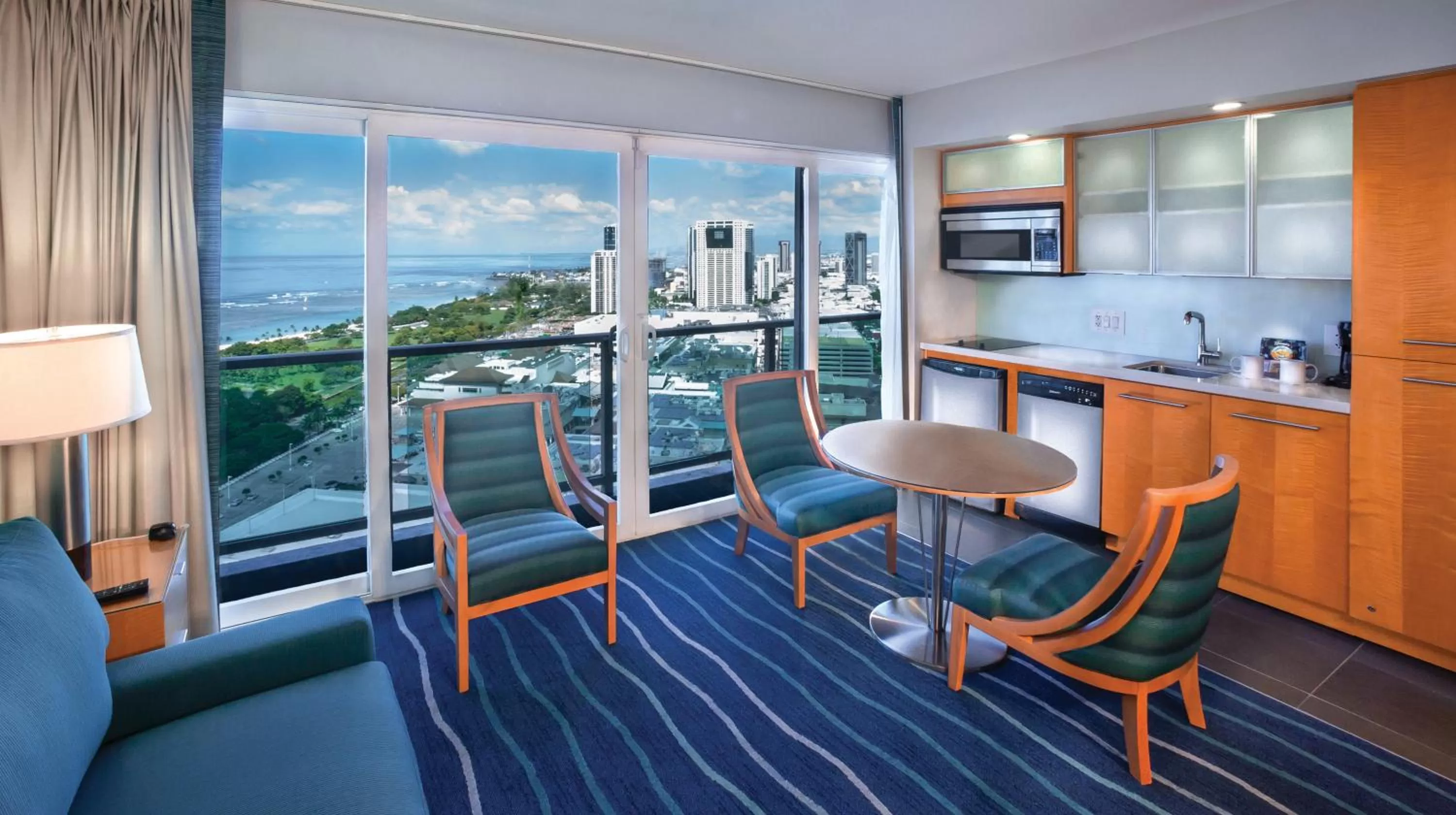 Coffee/tea facilities in Ala Moana Honolulu by Mantra