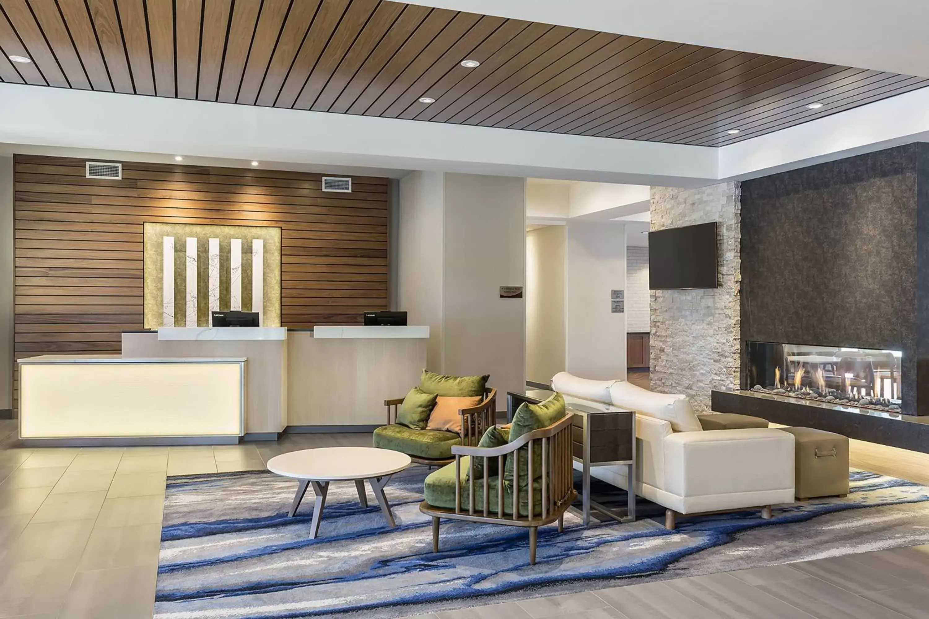 Lobby or reception, Seating Area in Fairfield Inn & Suites by Marriott Minneapolis North/Blaine
