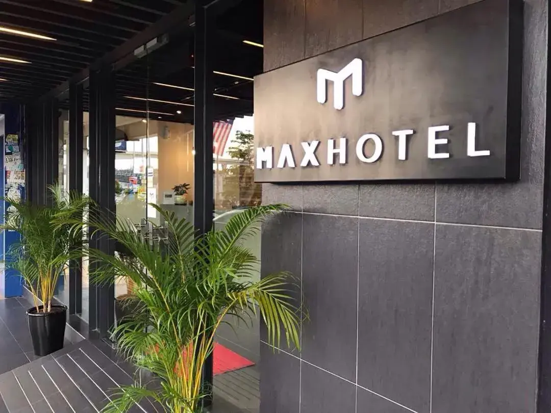 Max Hotel Subang Jaya