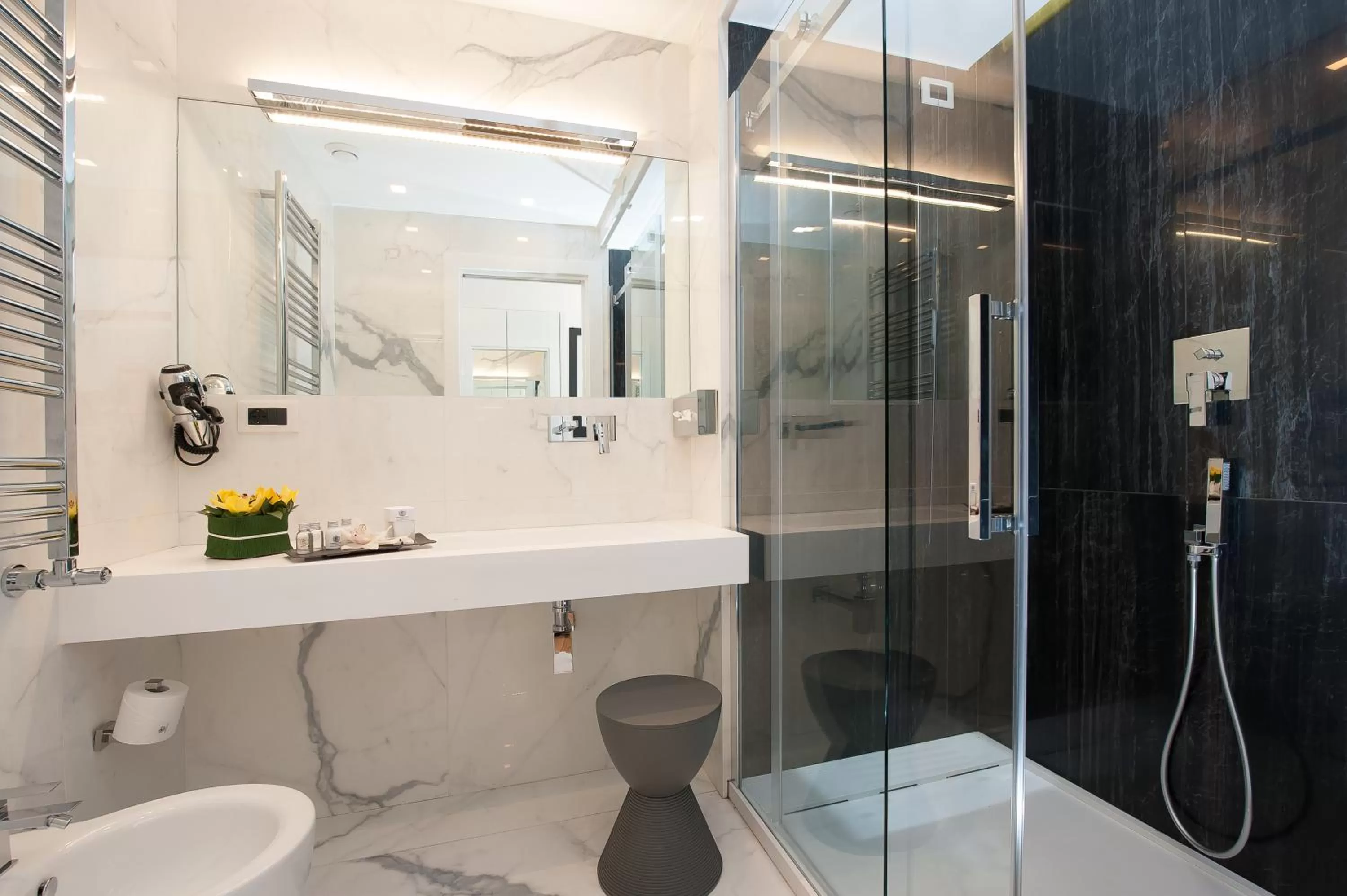 Shower in Argentina Residenza Style Hotel