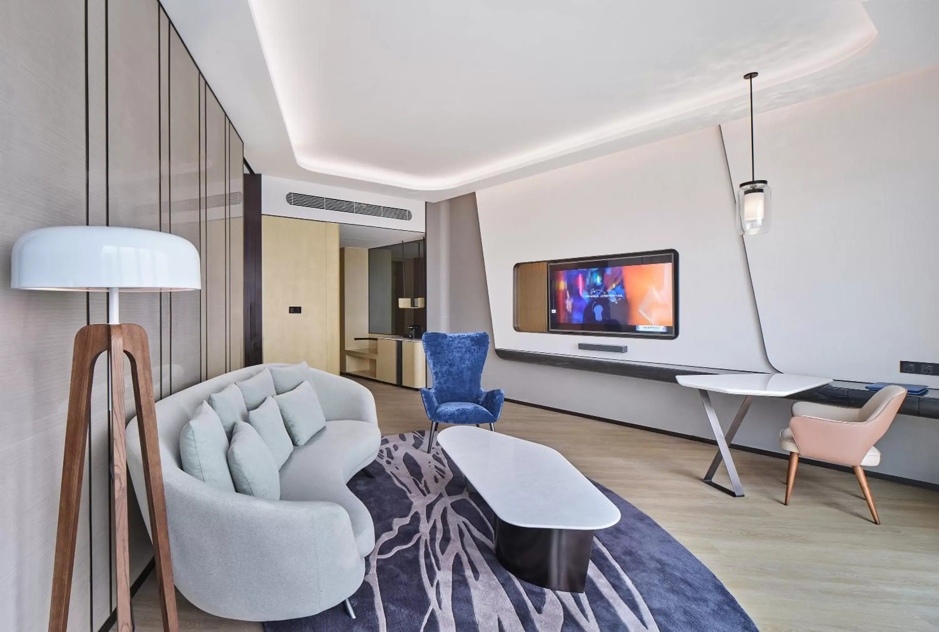 Communal lounge/ TV room, Seating Area in Renaissance Zhuhai Hotel