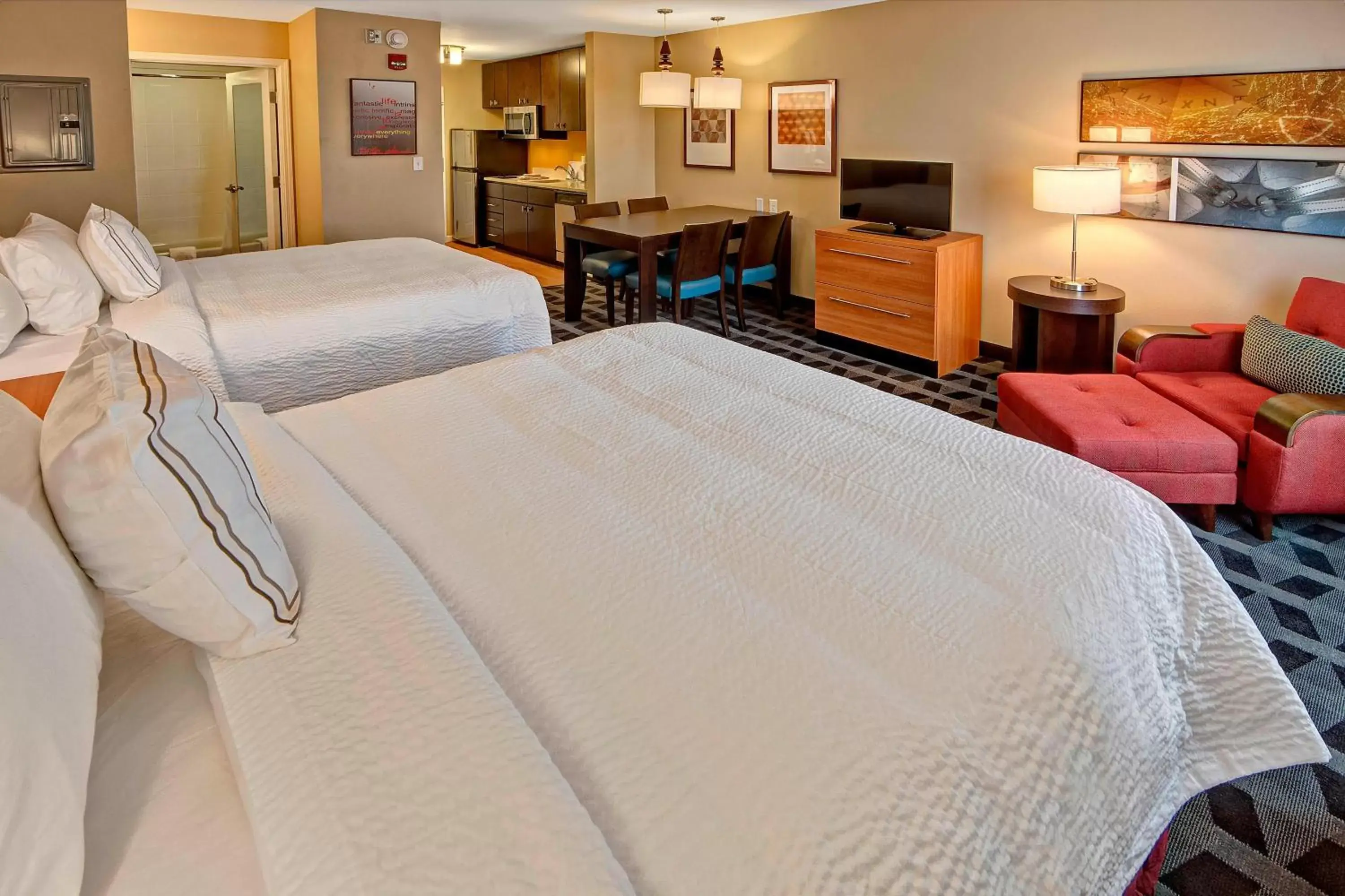 Photo of the whole room, Bed in TownePlace Suites by Marriott Hattiesburg