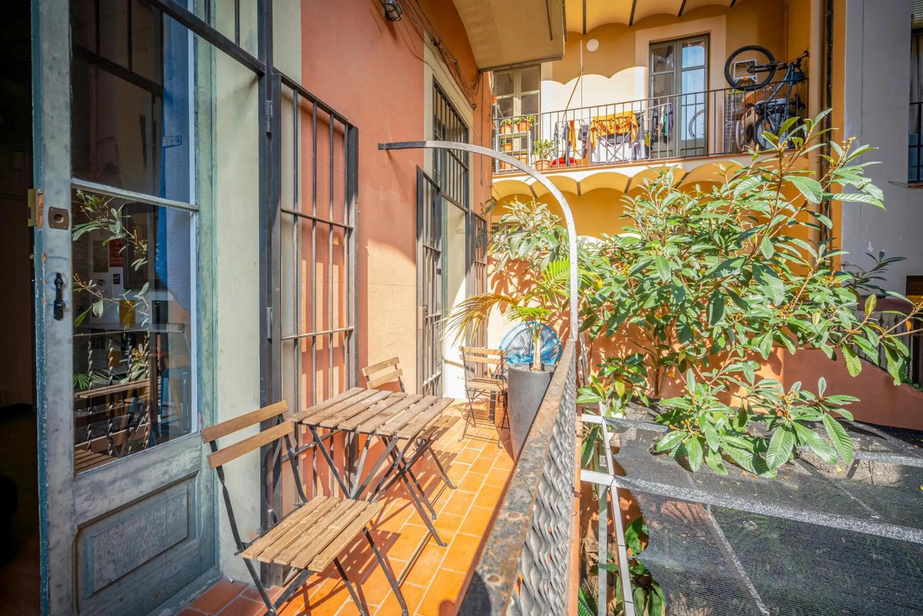 Garden, Balcony/Terrace in Casa Barcelo Hostel Barcelona