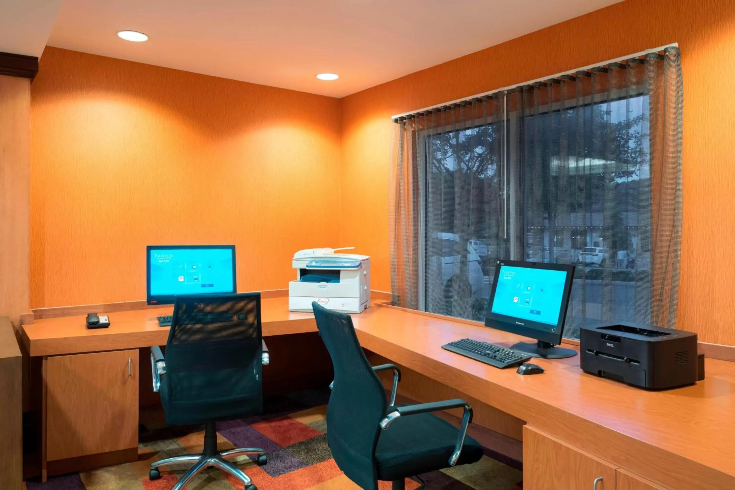 Business facilities, Business Area/Conference Room in Fairfield Inn & Suites by Marriott State College