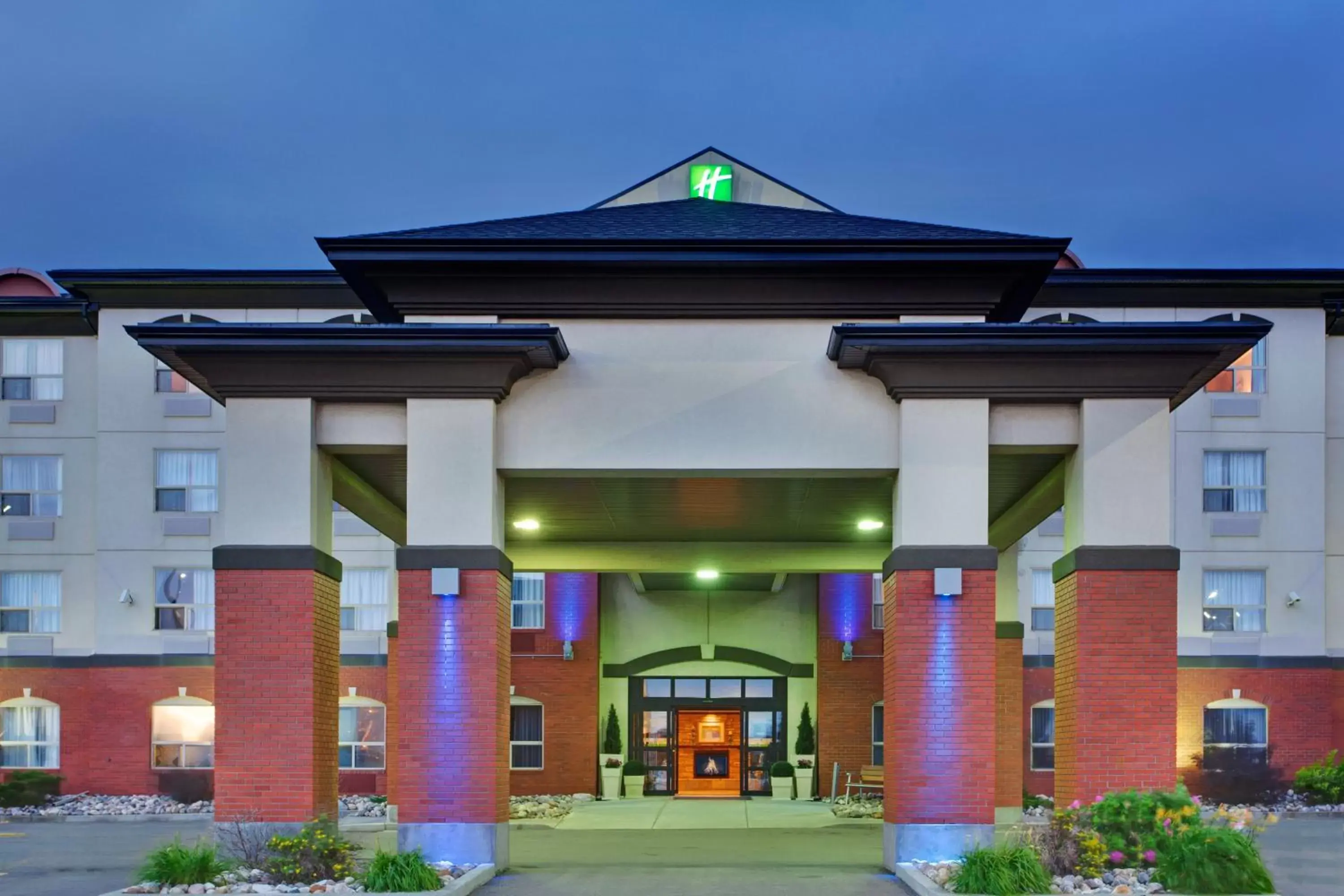 Property building in Holiday Inn Express Hotel & Suites Sherwood Park-Edmonton Area, an IHG Hotel