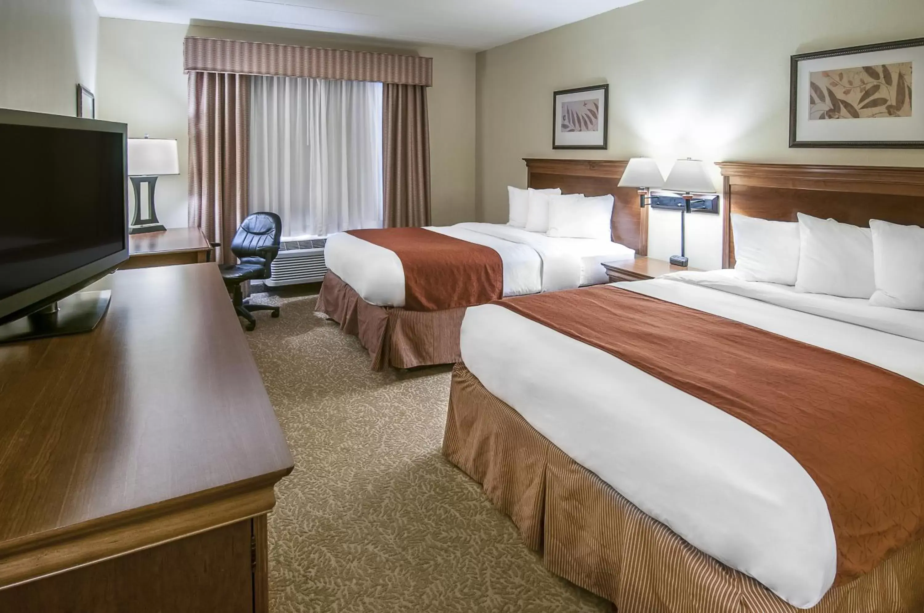Queen Room with Two Queen Beds - Non-Smoking in Country Inn & Suites by Radisson, Rapid City, SD
