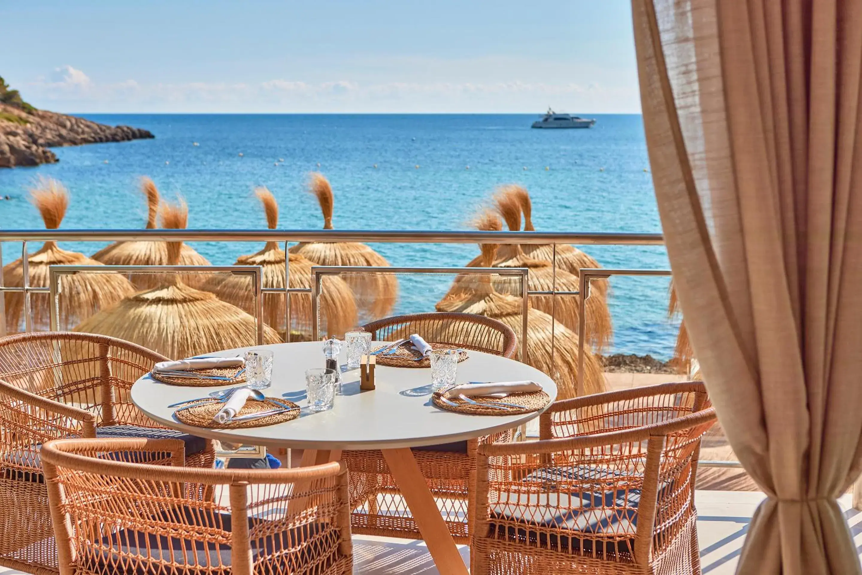 Restaurant/places to eat in Universal Hotel Aquamarin Restaurant/places to eat in Universal Hotel Aquamarin