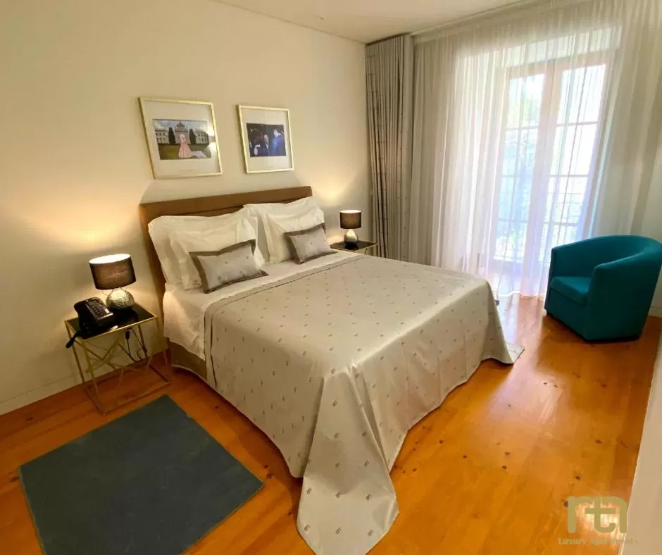 Bed in TM Luxury Apartments Lisbon