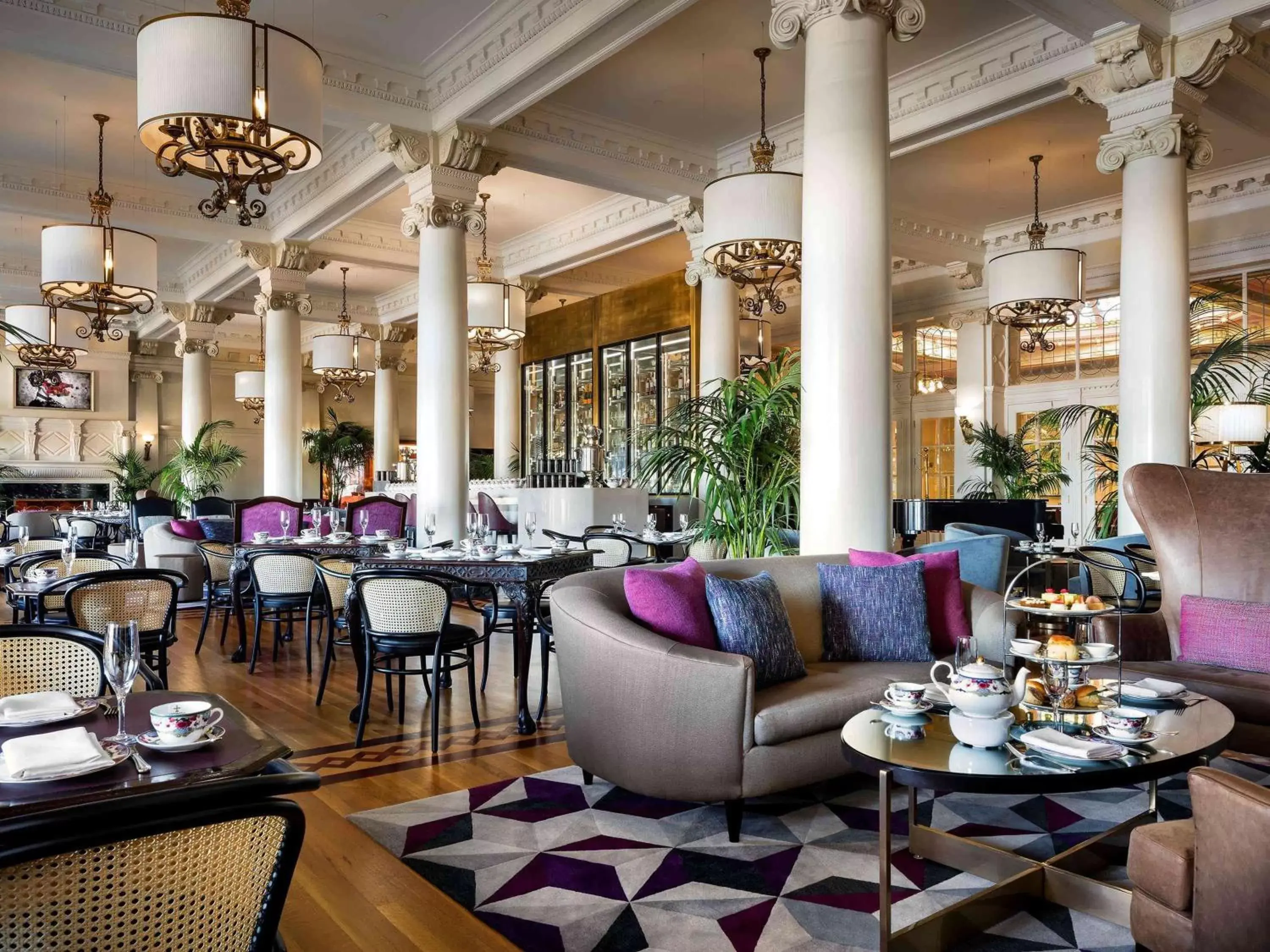 Restaurant/Places to Eat in Fairmont Empress Hotel