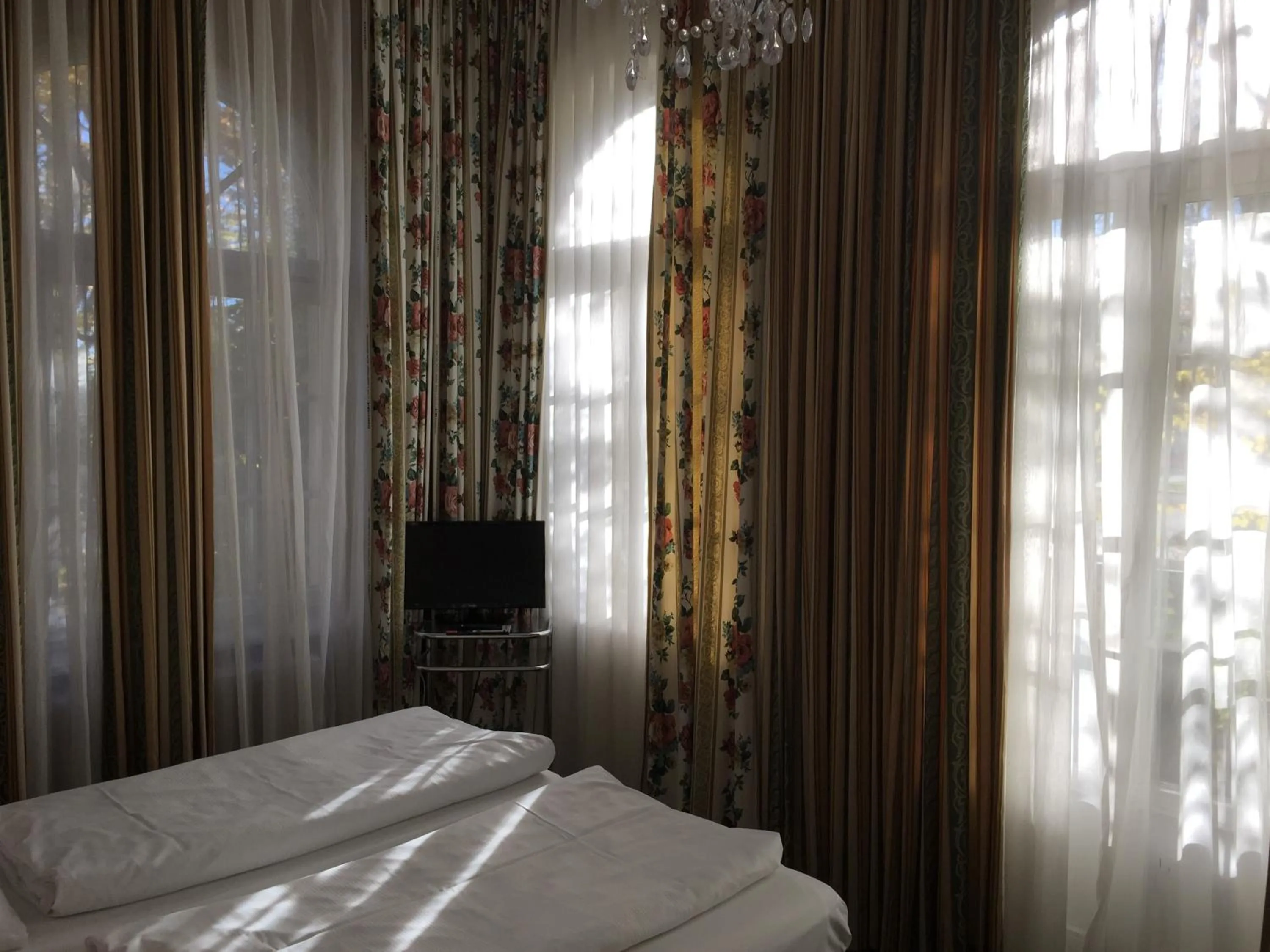 TV and multimedia, Bed in Hotel Galleria