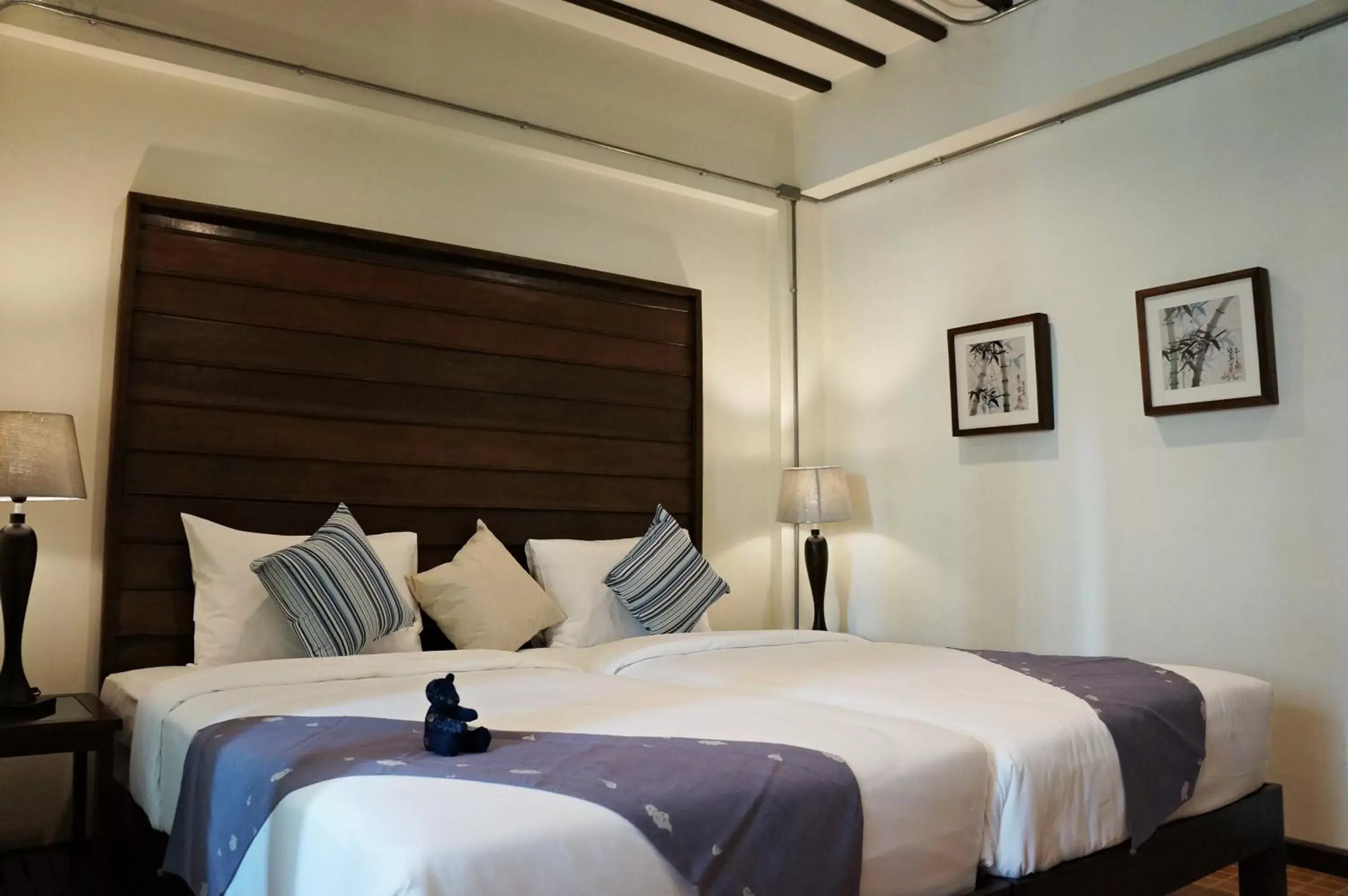 Bed in Kampaeng Ngam Hotel - SHA Extra Plus