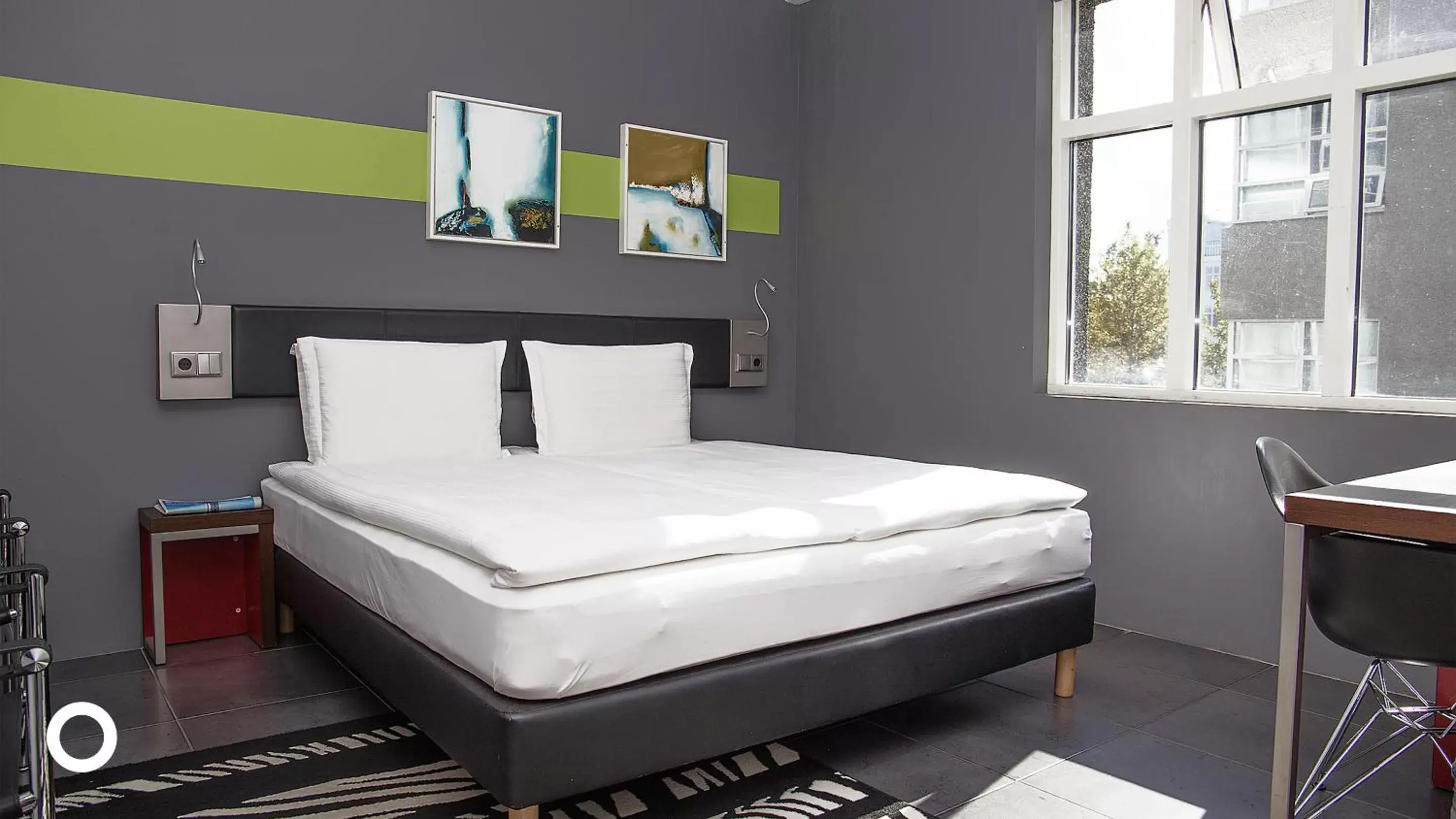 Deluxe Double Room in Center Hotels Arnarhvoll Deluxe Double Room in Center Hotels Arnarhvoll