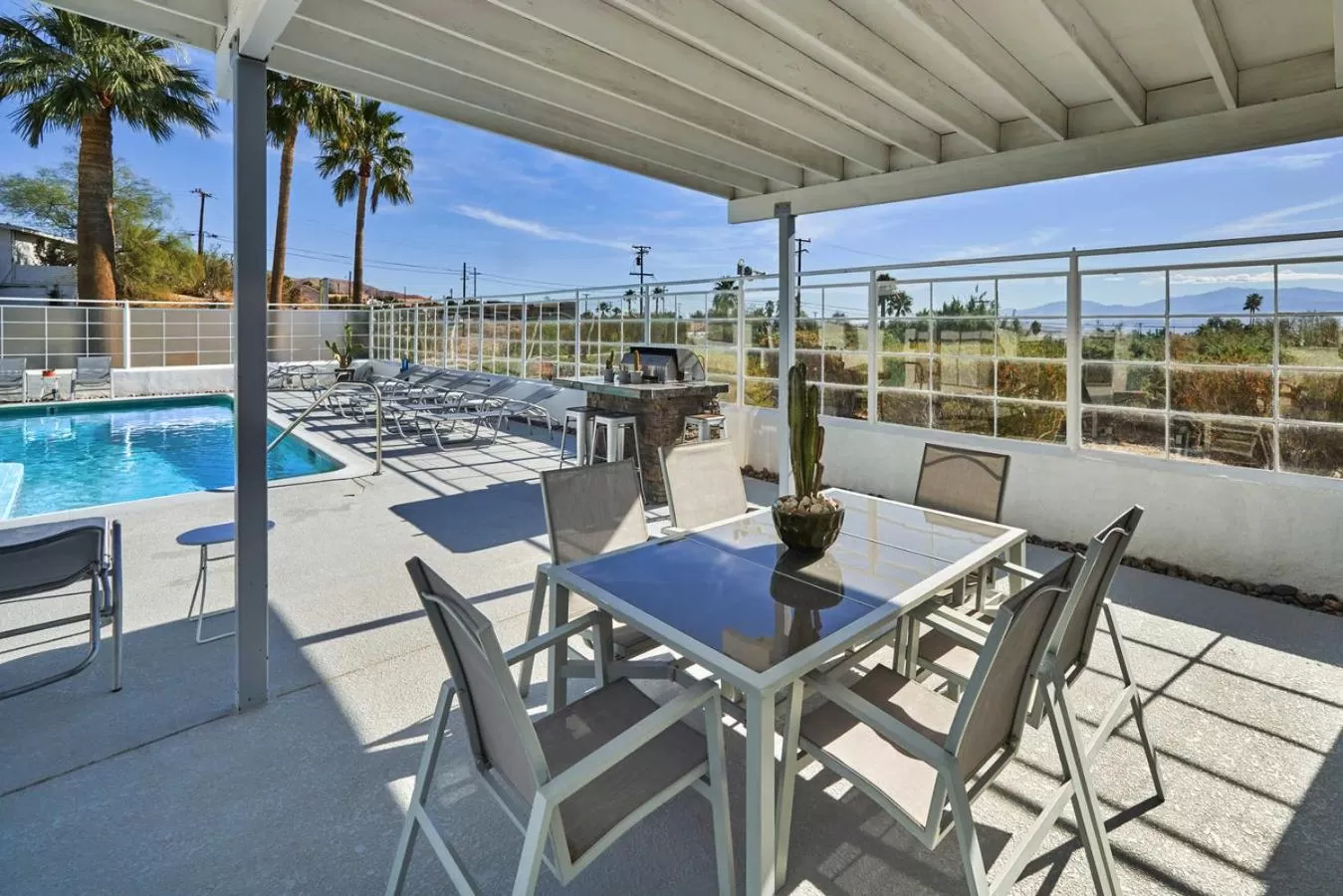Patio, Swimming Pool in Sagewater Hotel