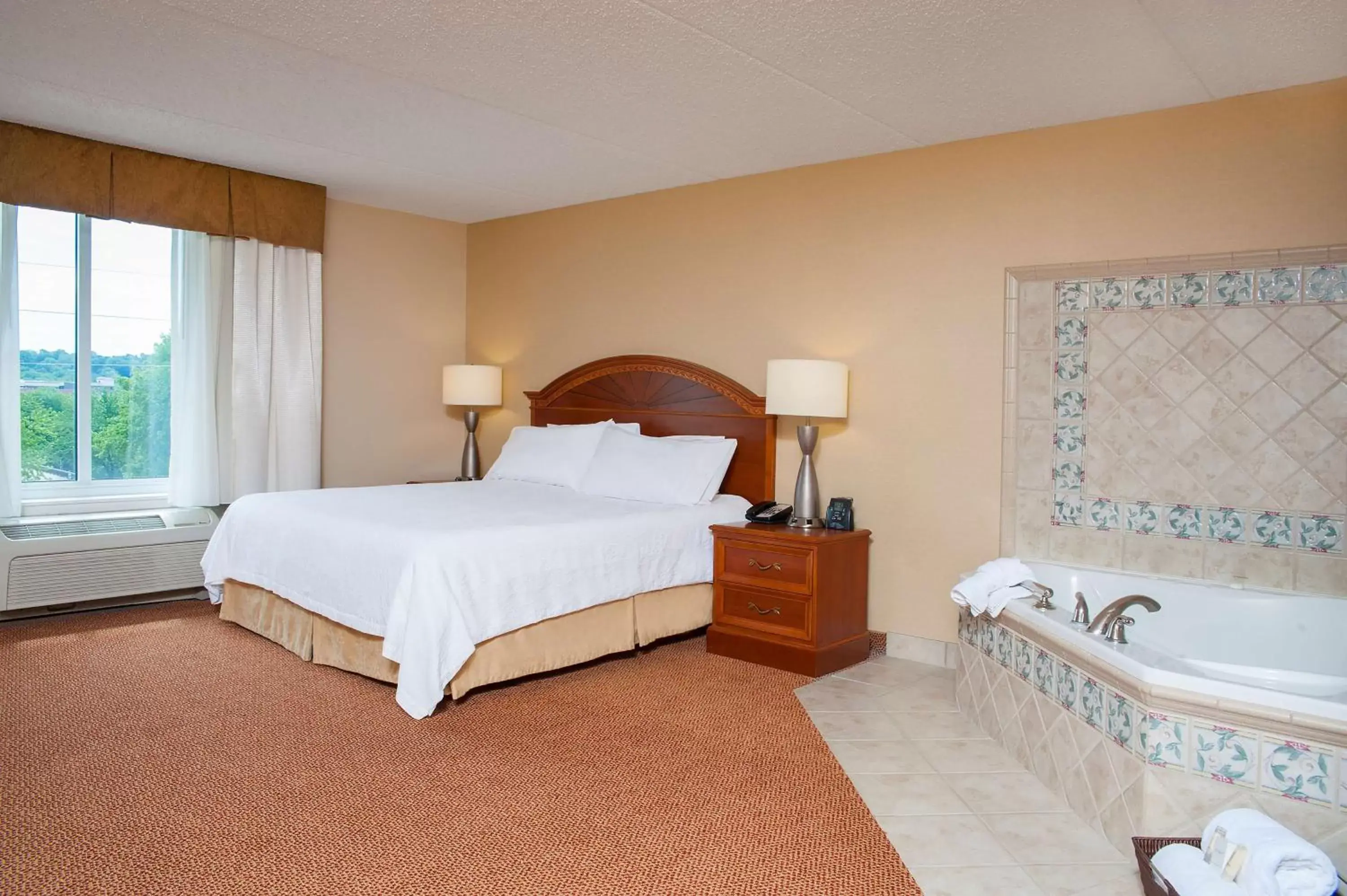 Bed in Hilton Garden Inn West Lafayette Wabash Landing