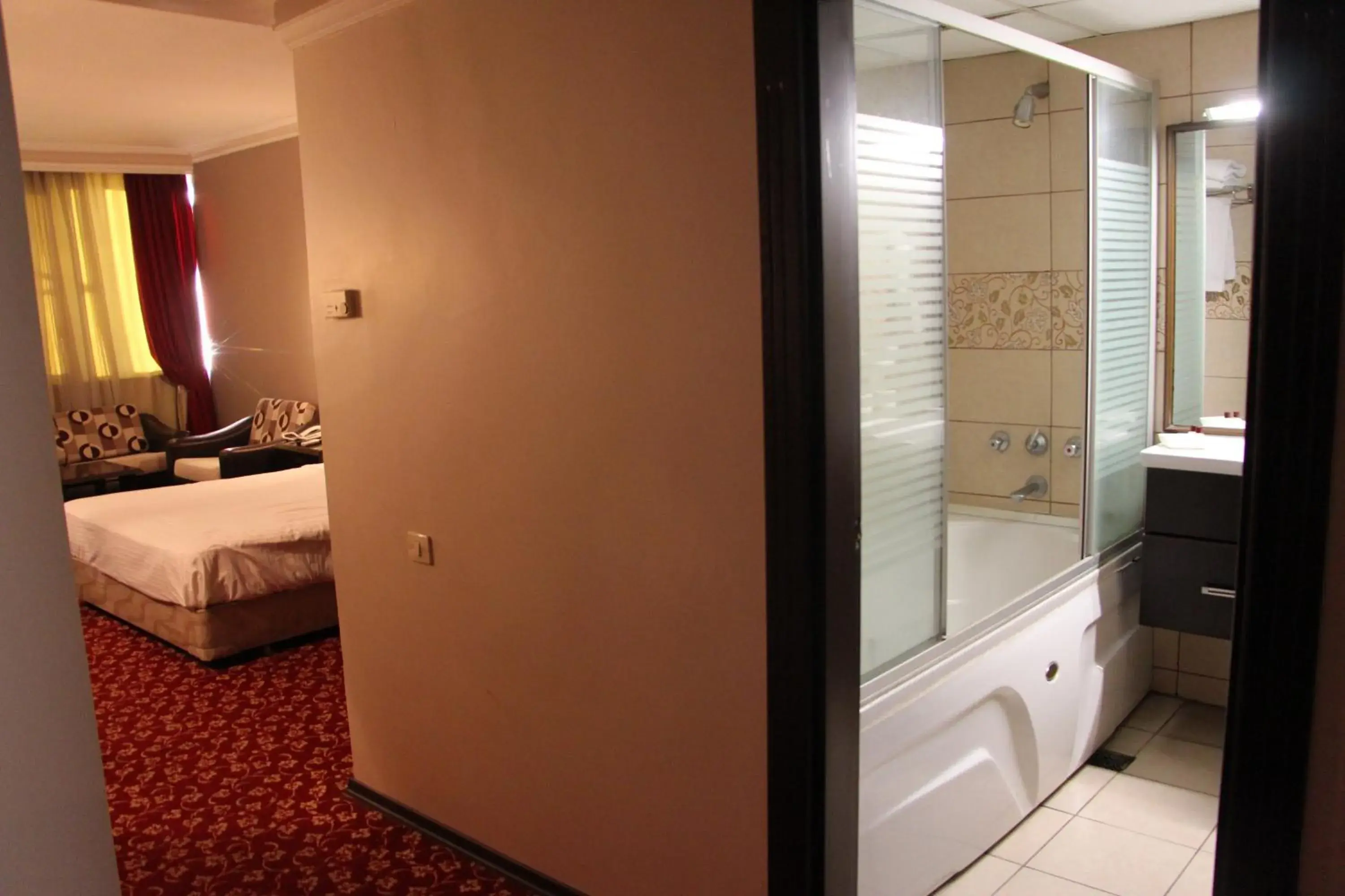 Bathroom in Akyuz Hotel