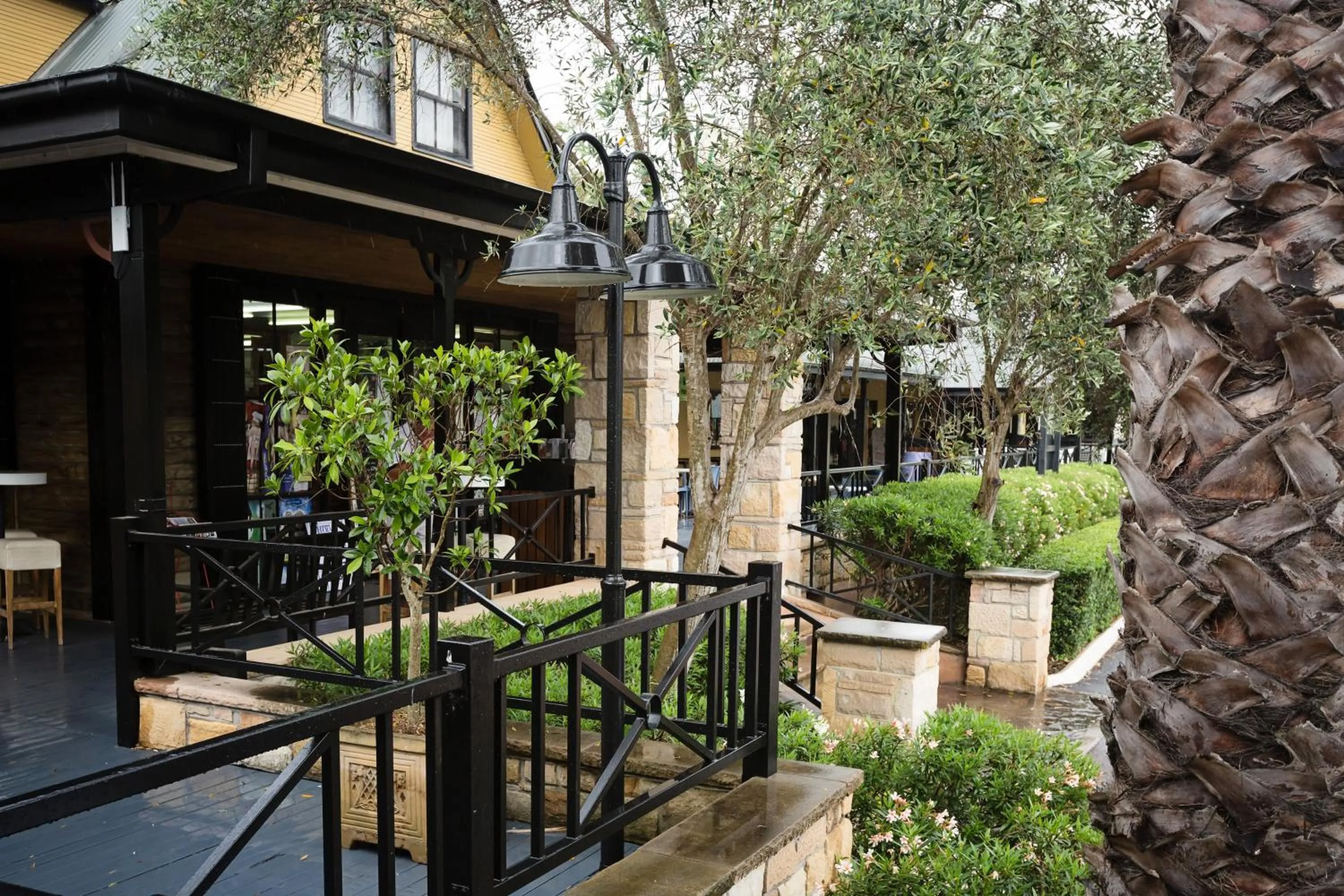 On-site shops in Pokolbin Village Estate